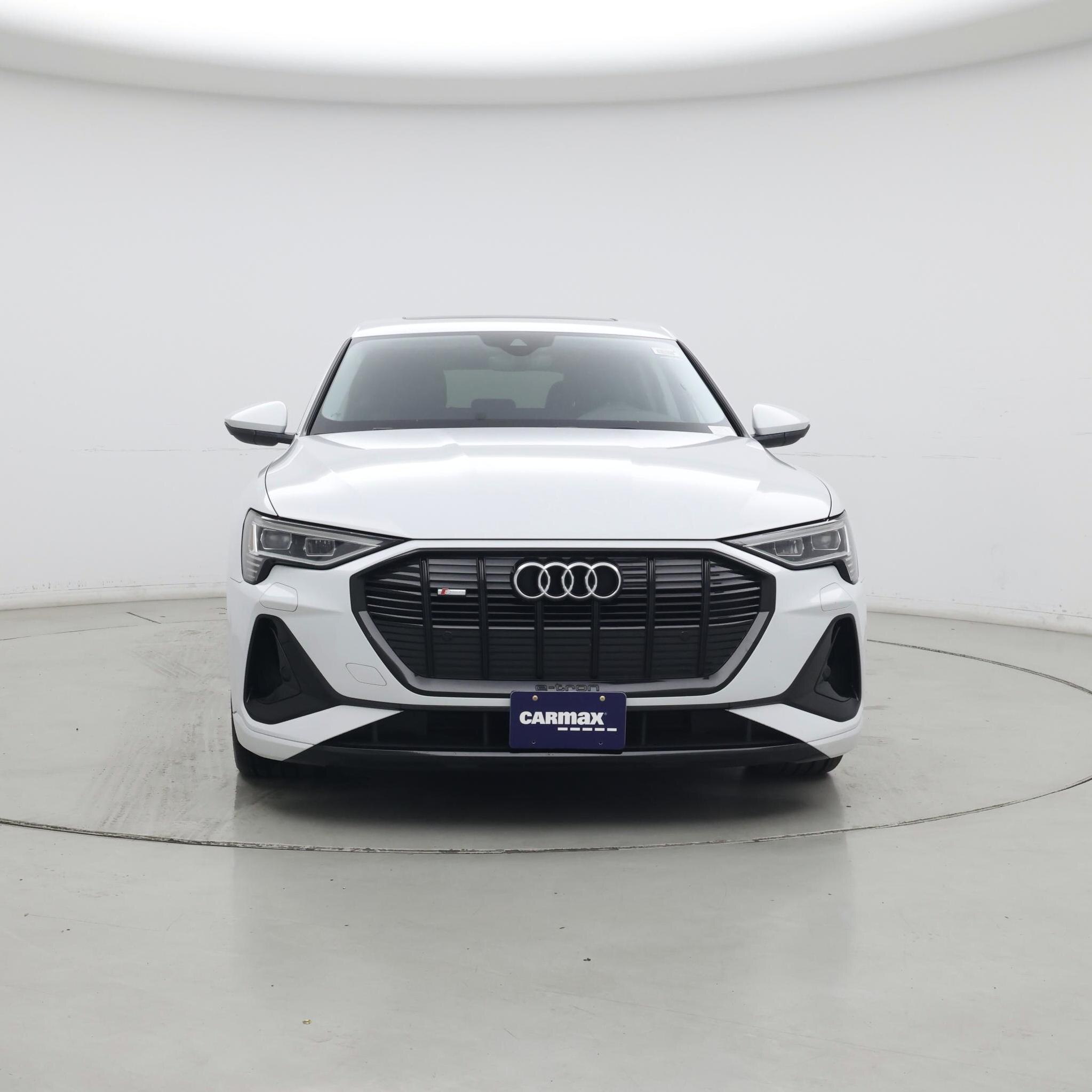 Thumbnail: 2021 Audi e-tron - 5