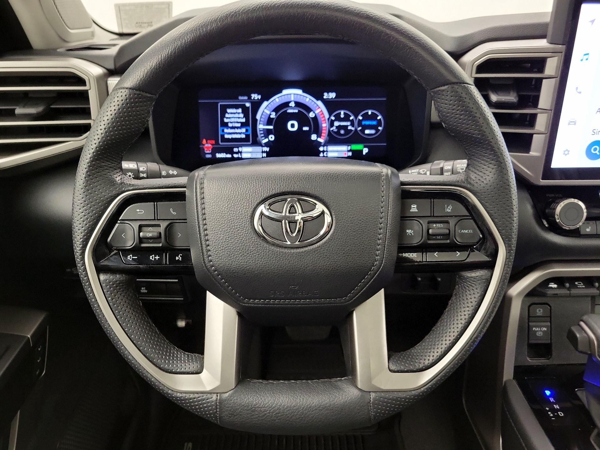 Thumbnail: 2024 Toyota Sequoia - 10