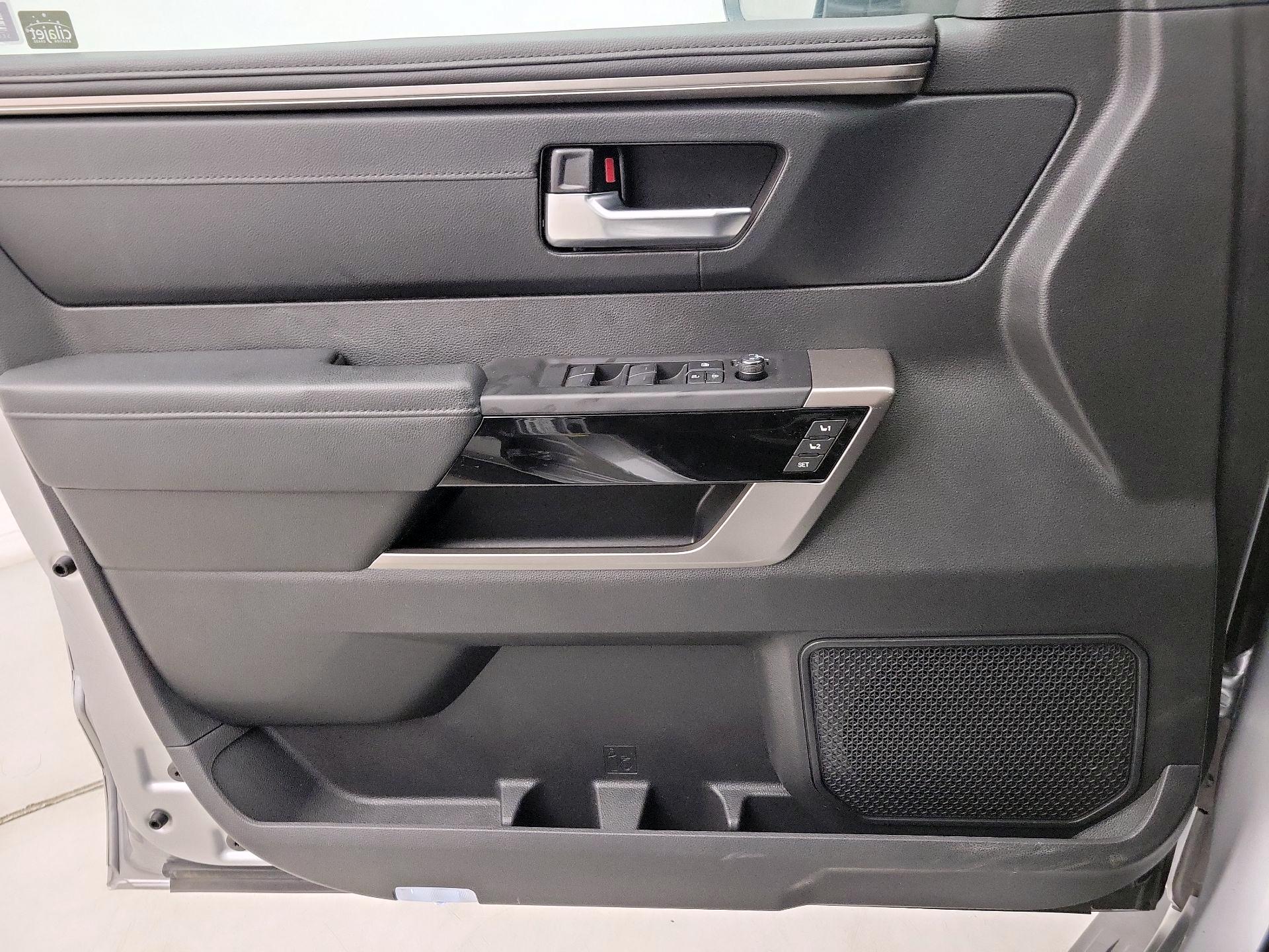 Thumbnail: 2024 Toyota Sequoia - 12