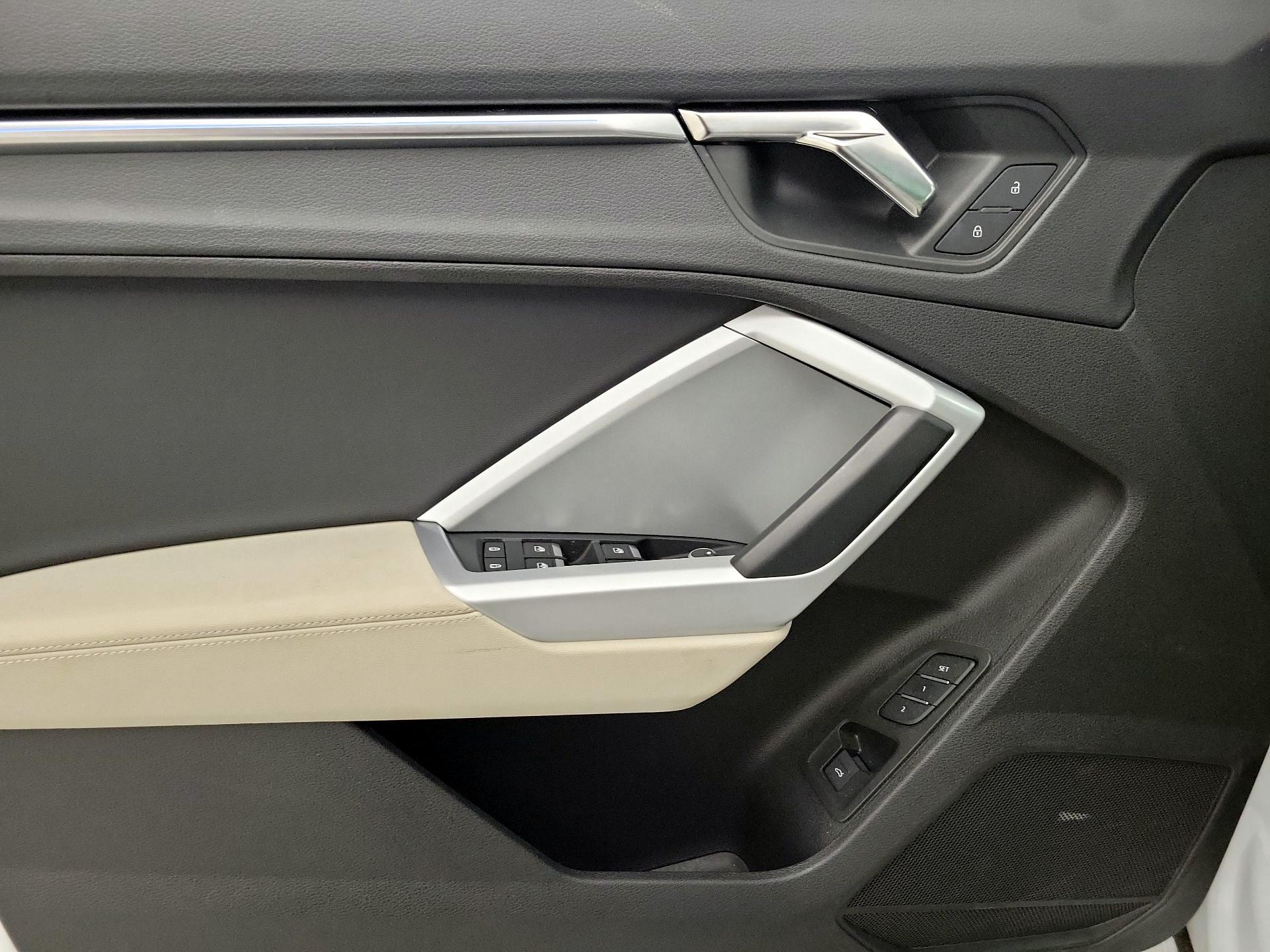 Thumbnail: 2022 Audi Q3 - 12