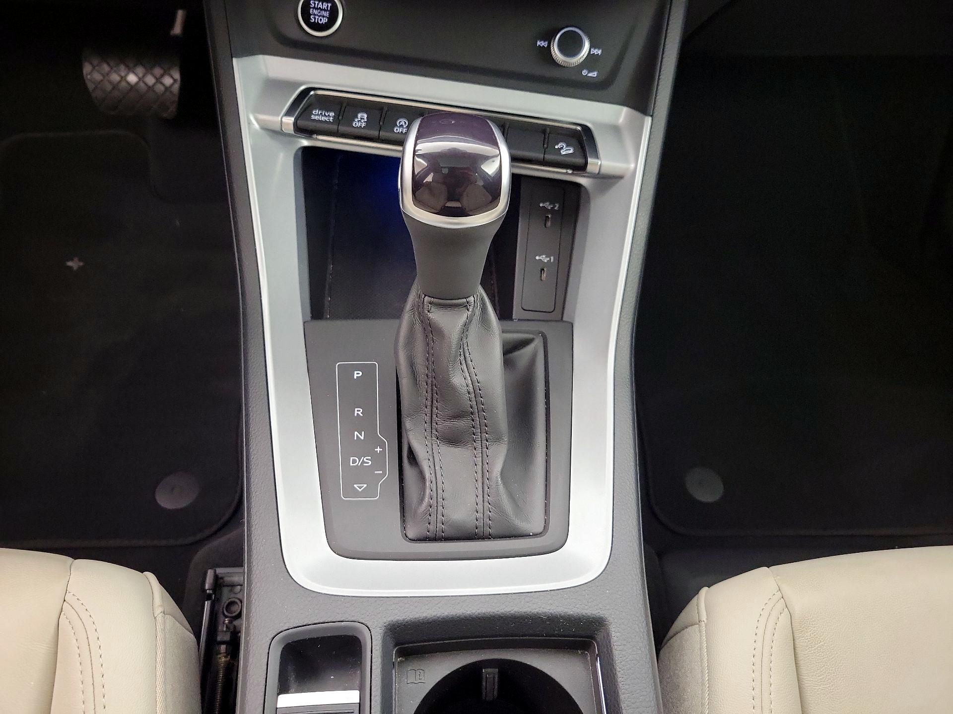 Thumbnail: 2022 Audi Q3 - 17