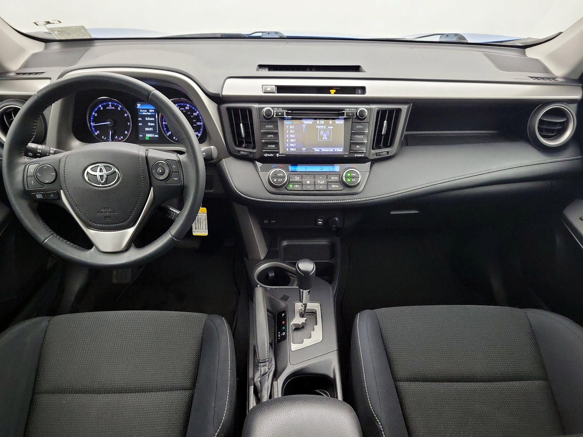 Thumbnail: 2016 Toyota RAV4 - 9