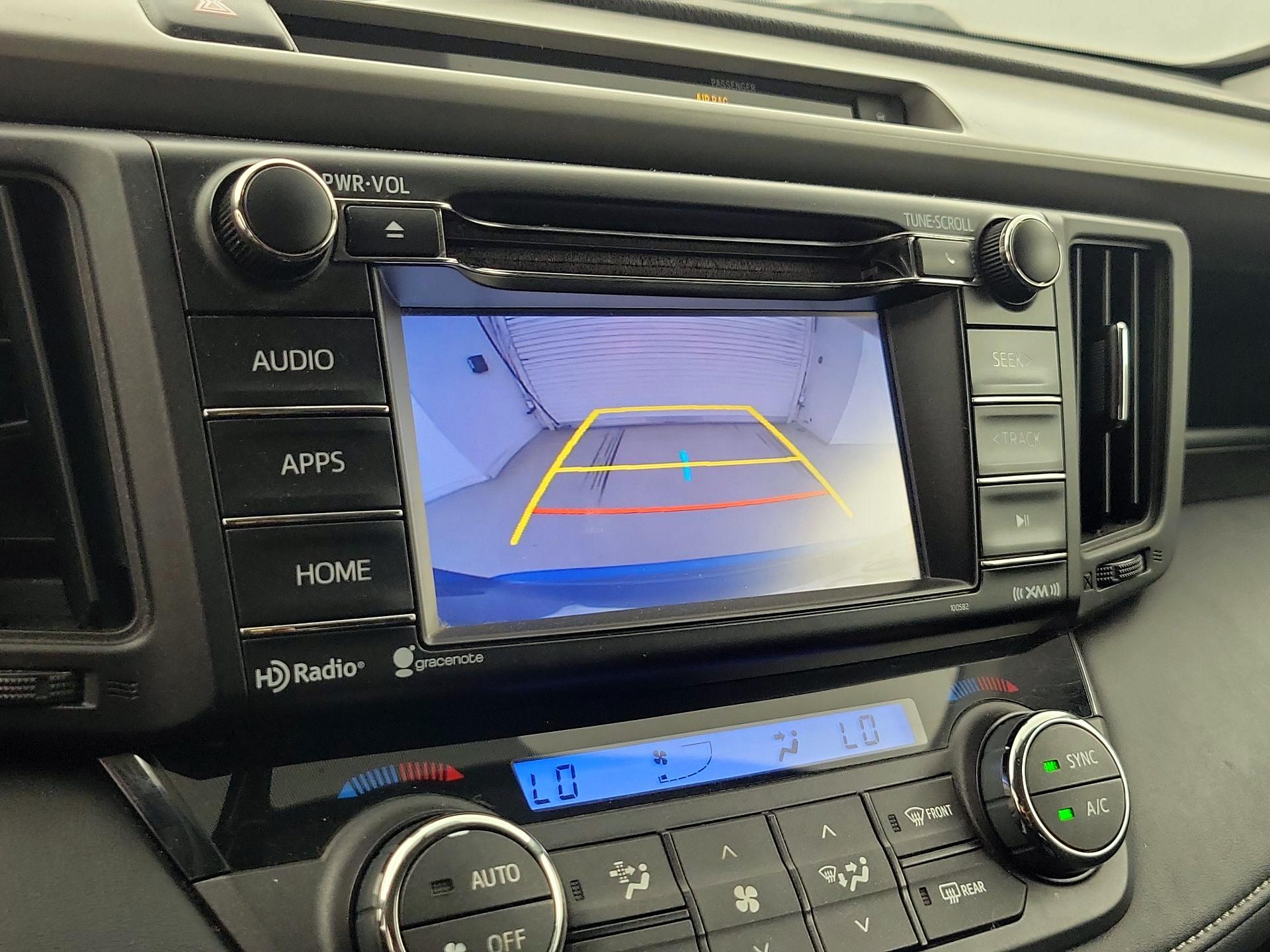 Thumbnail: 2016 Toyota RAV4 - 14