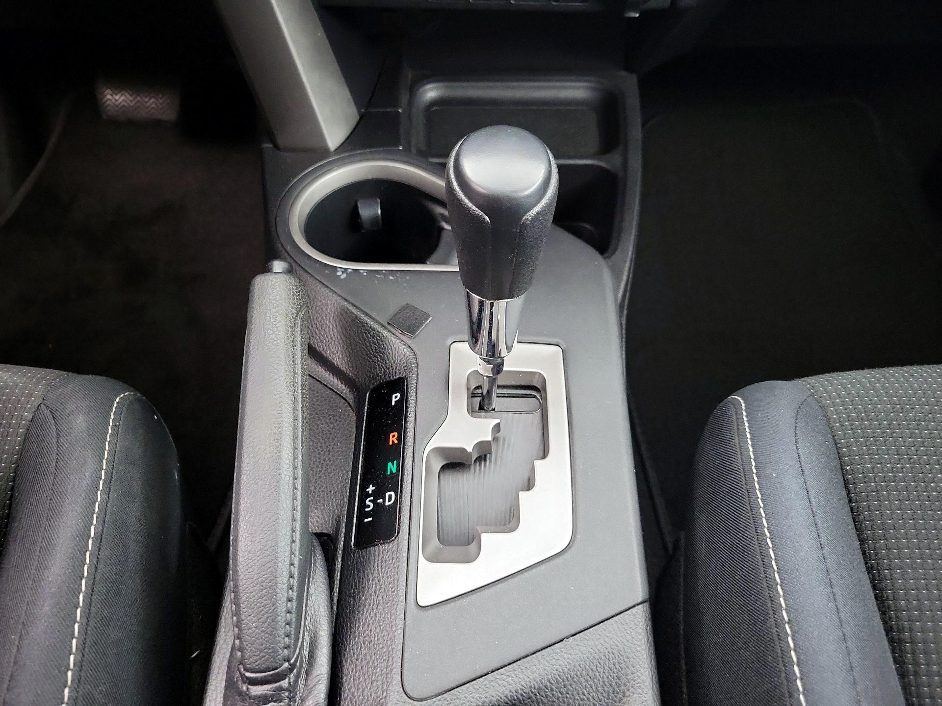 Thumbnail: 2016 Toyota RAV4 - 17