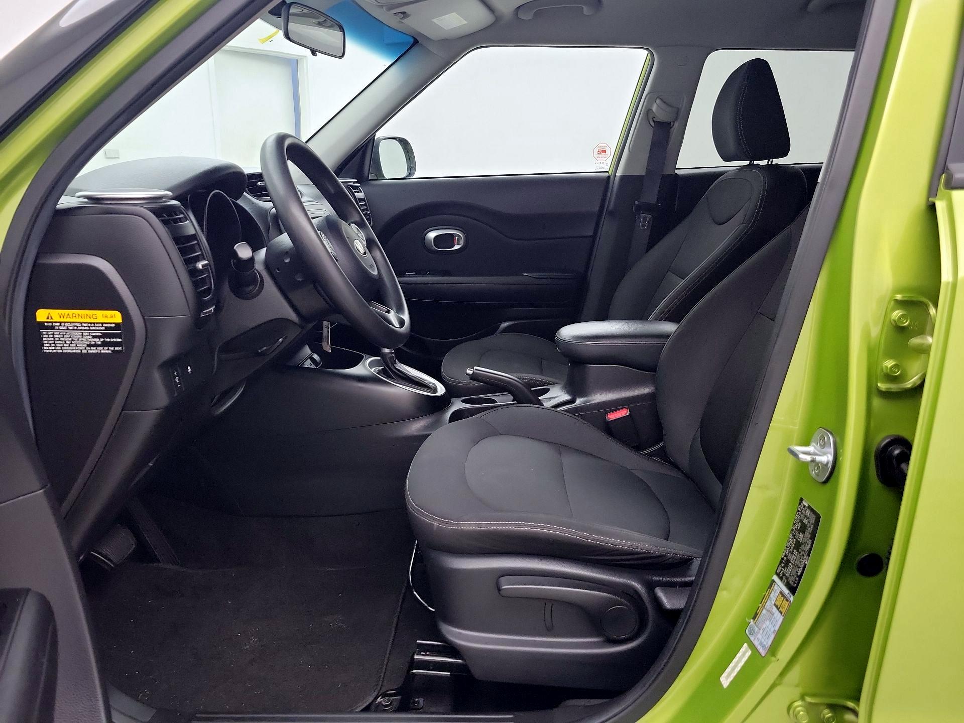 Thumbnail: 2015 Kia Soul - 11