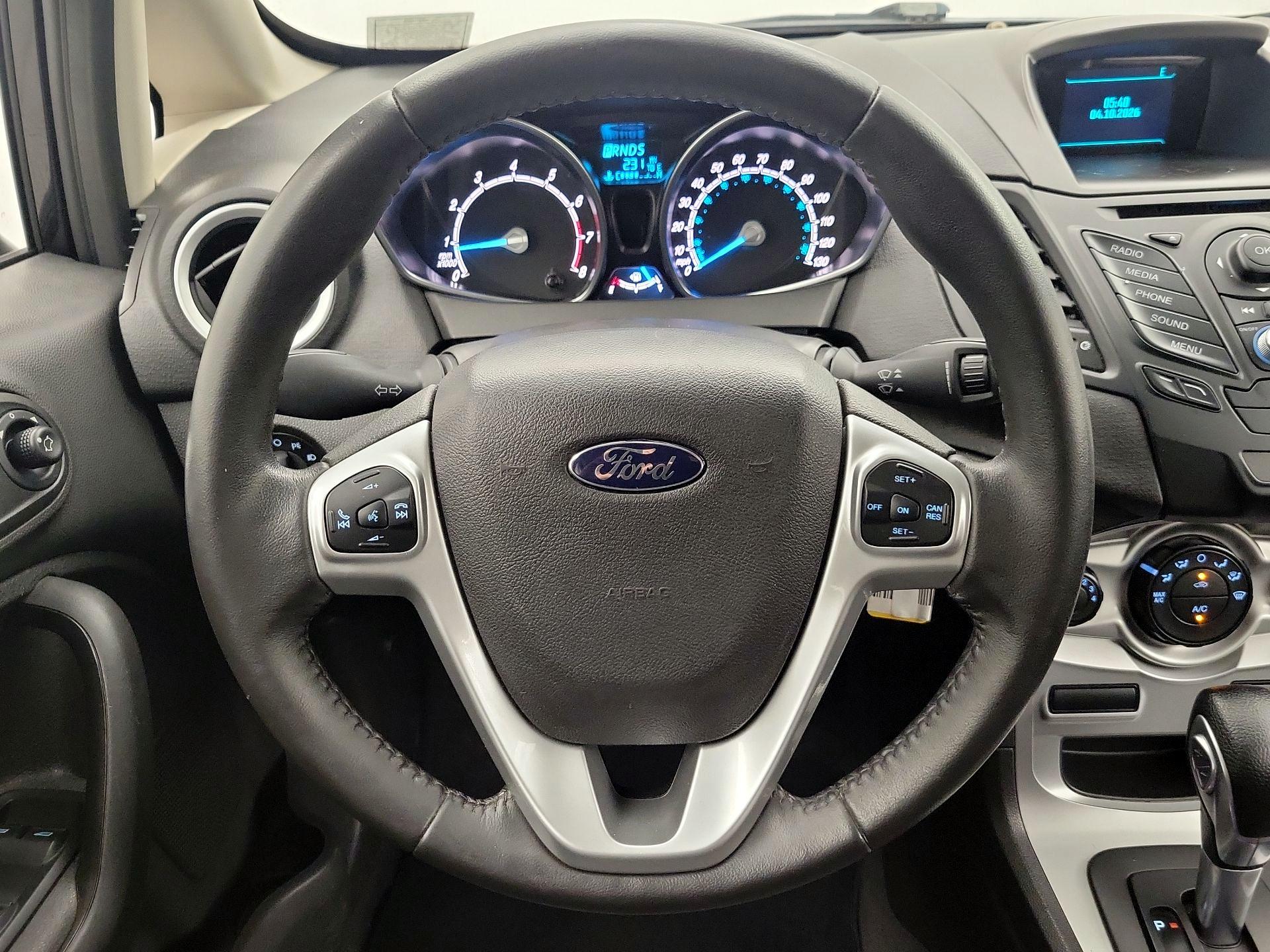 Thumbnail: 2015 Ford Fiesta - 10