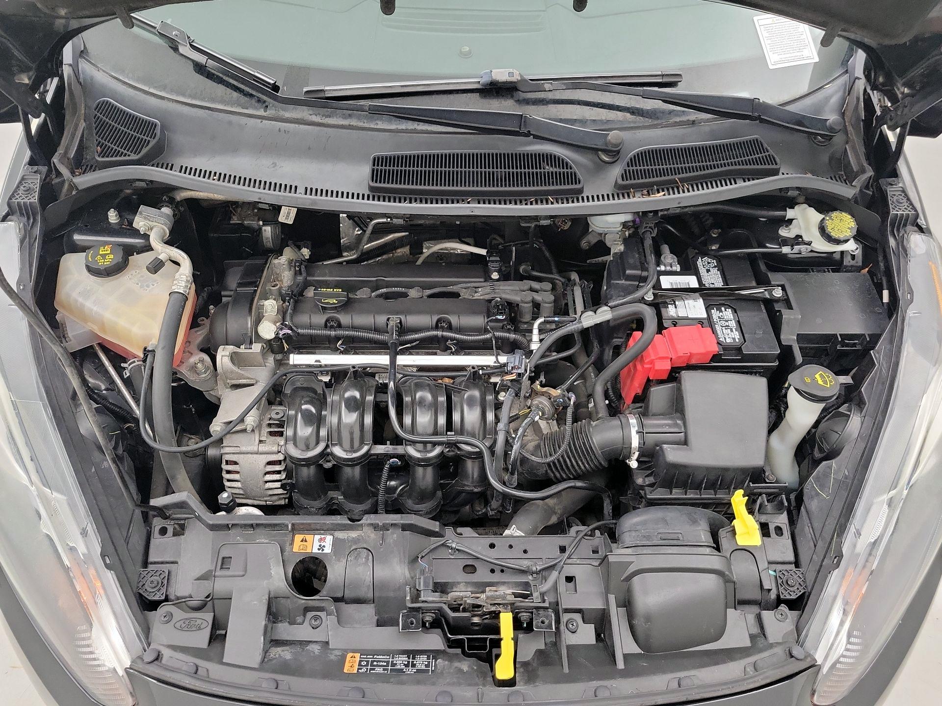 Thumbnail: 2015 Ford Fiesta - 20