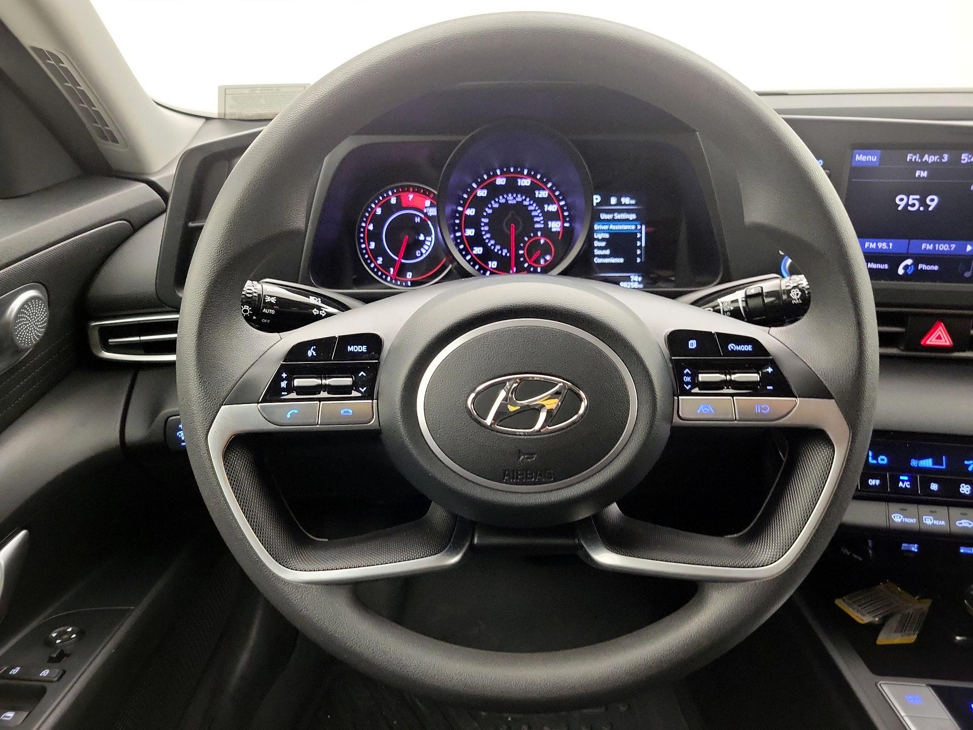 Thumbnail: 2023 Hyundai Elantra - 10