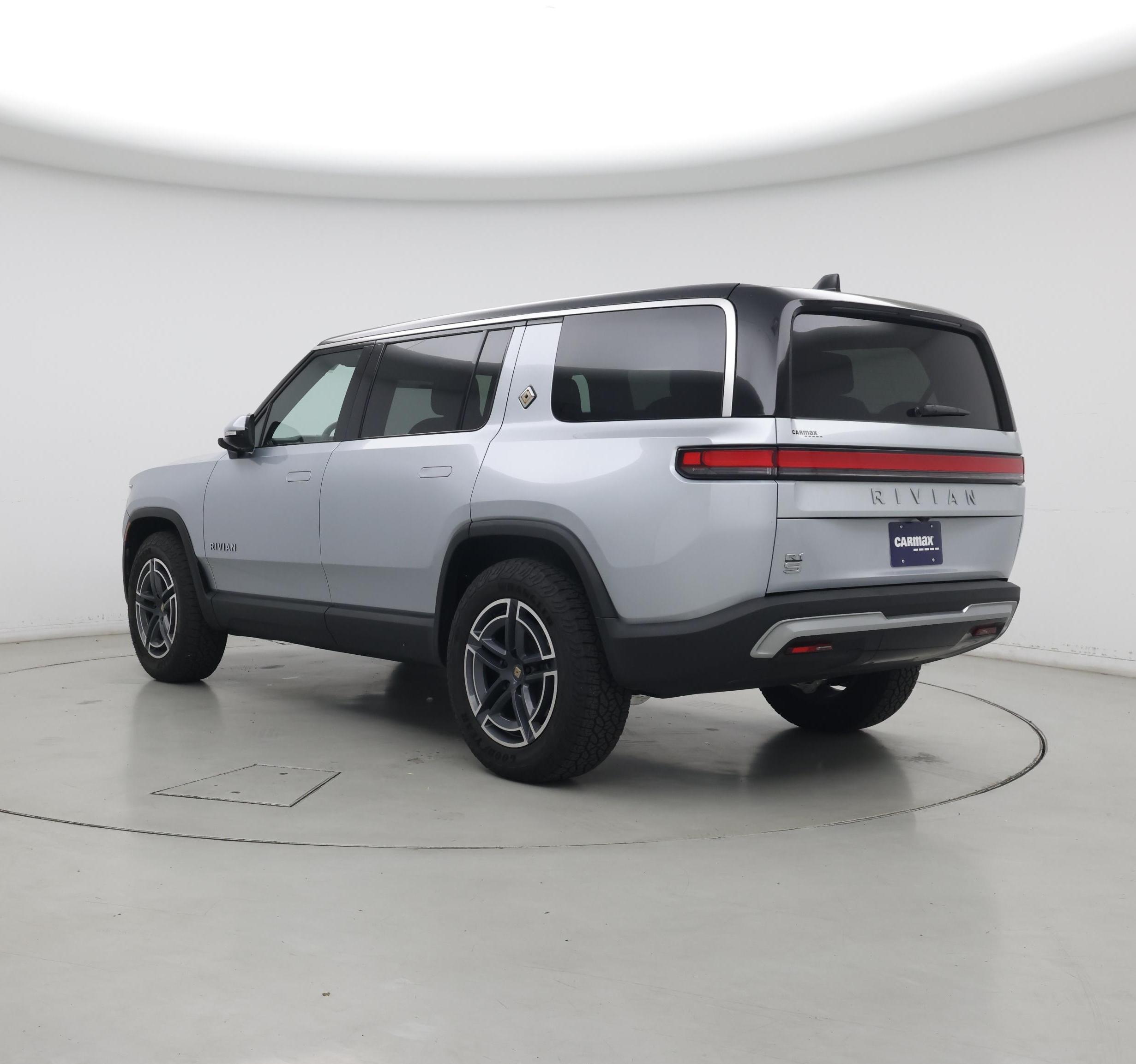 Thumbnail: 2026 Rivian R1S - 2