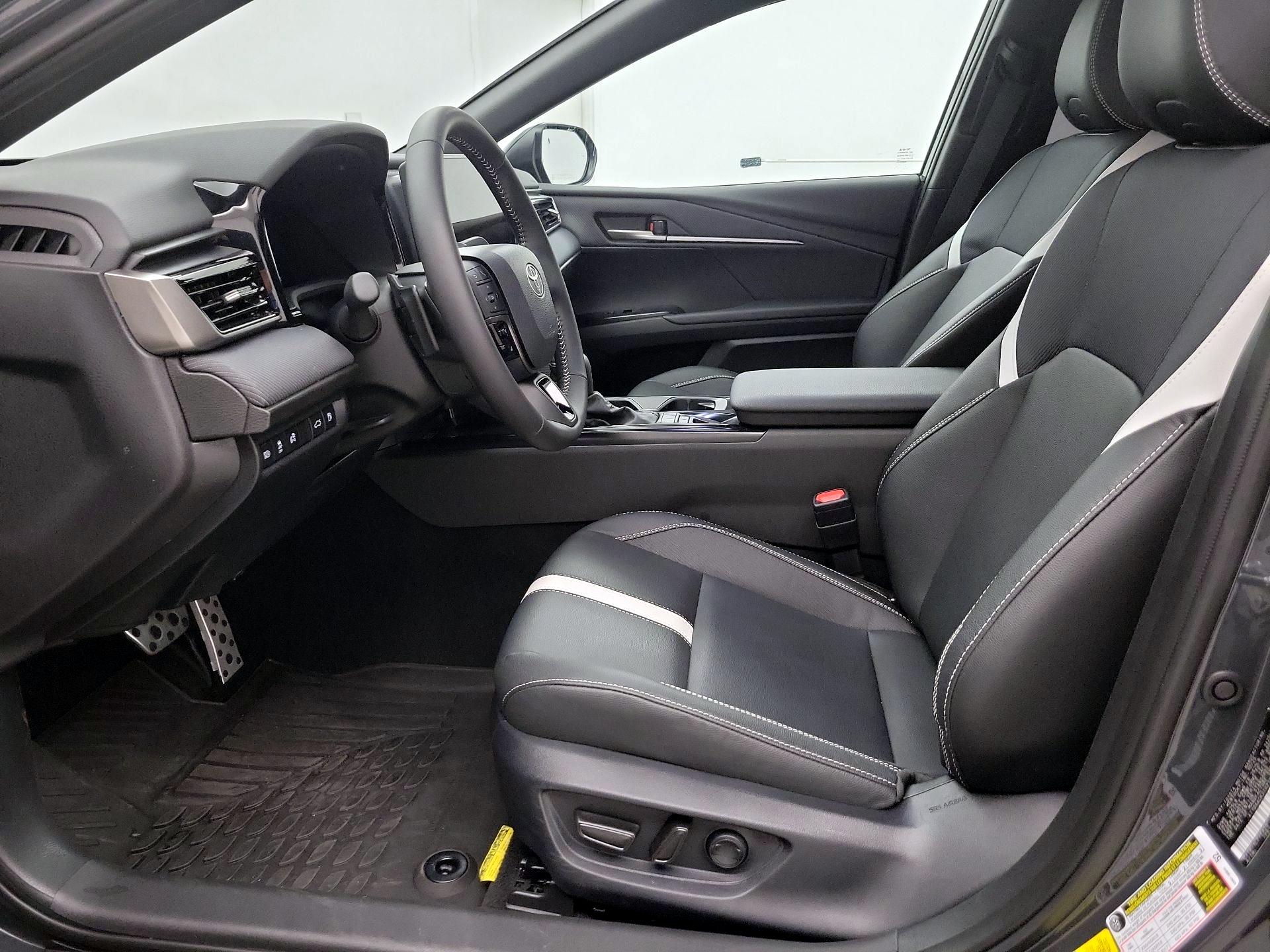 Thumbnail: 2026 Toyota Camry - 11