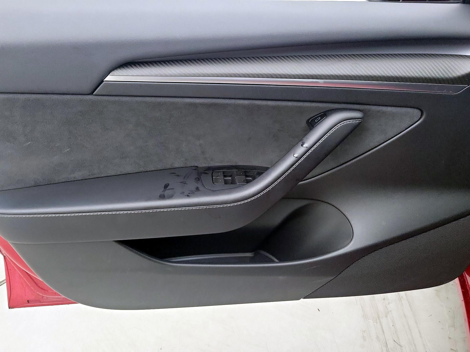 Thumbnail: 2023 Tesla Model 3 - 12