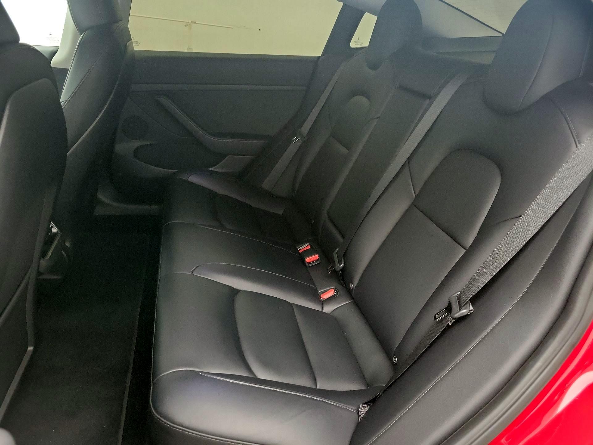 Thumbnail: 2023 Tesla Model 3 - 18