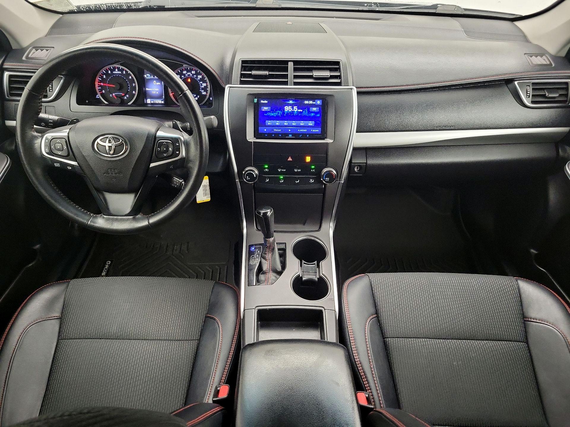 Thumbnail: 2016 Toyota Camry - 9