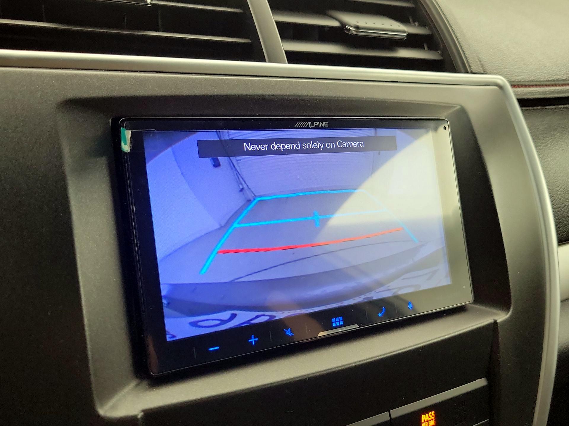 Thumbnail: 2016 Toyota Camry - 13