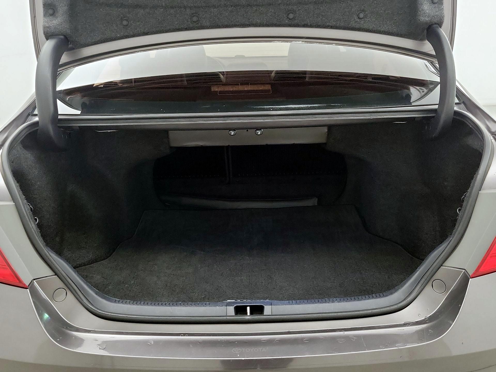 Thumbnail: 2016 Toyota Camry - 19