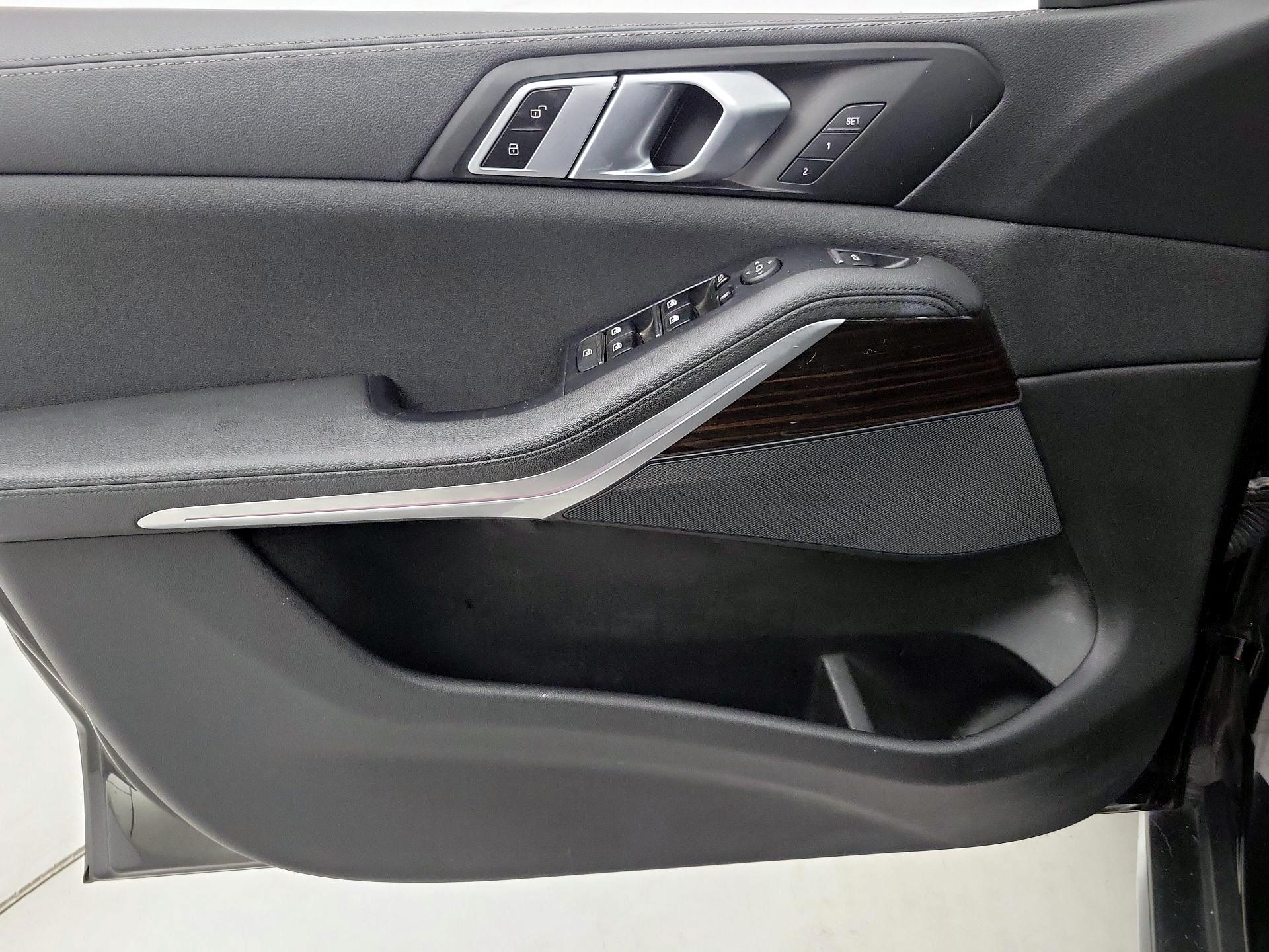 Thumbnail: 2020 BMW X5 - 12