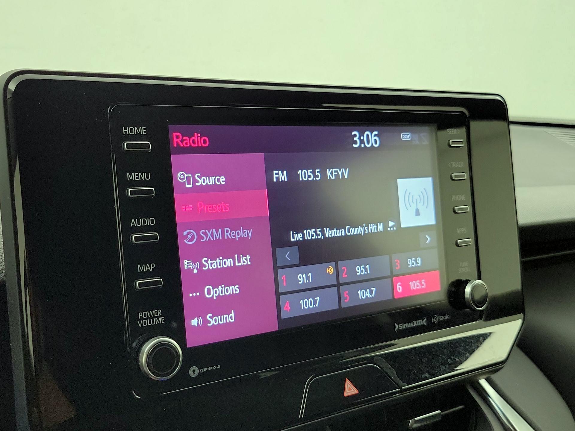 Thumbnail: 2022 Toyota Venza - 15