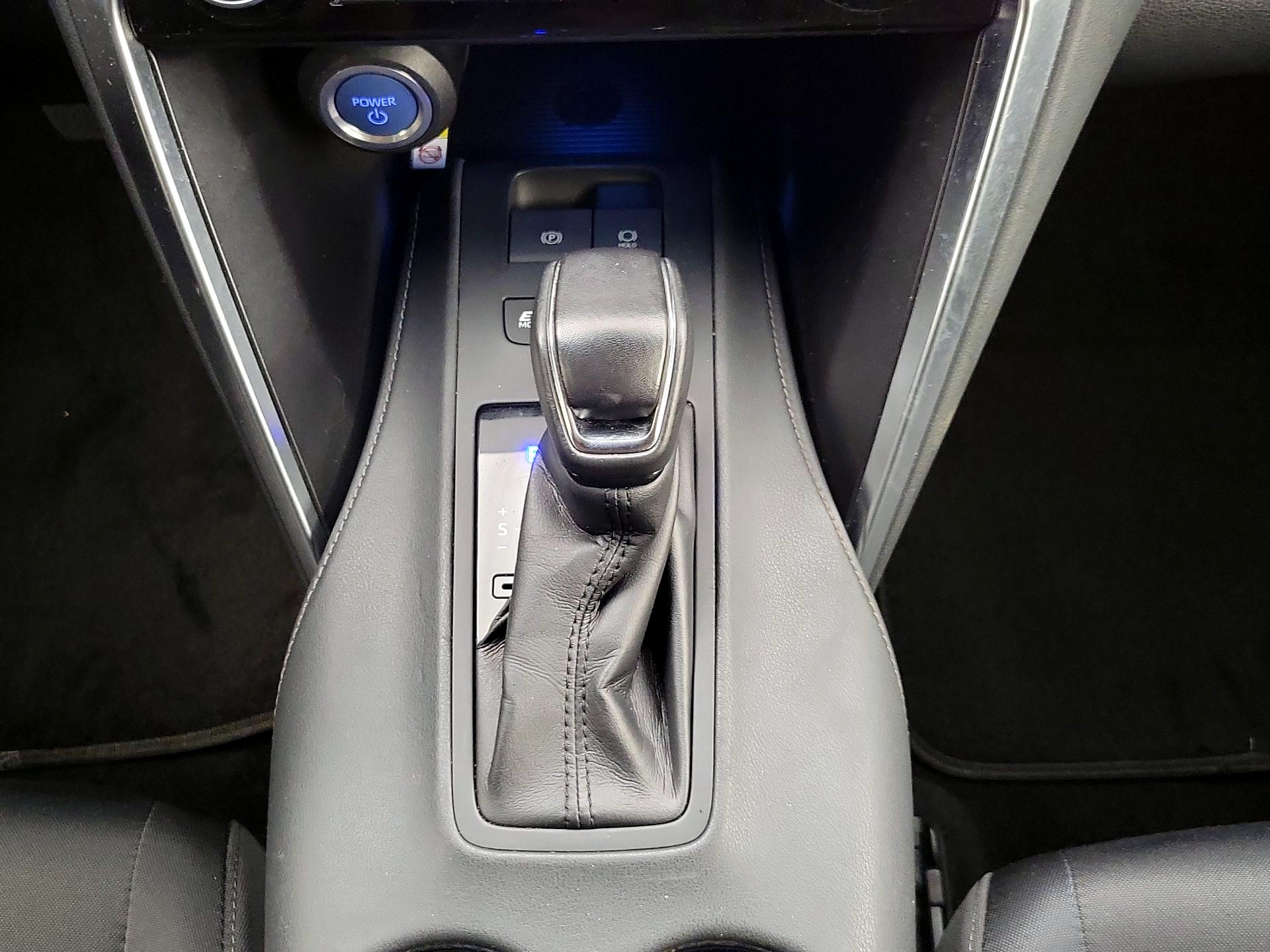 Thumbnail: 2022 Toyota Venza - 17