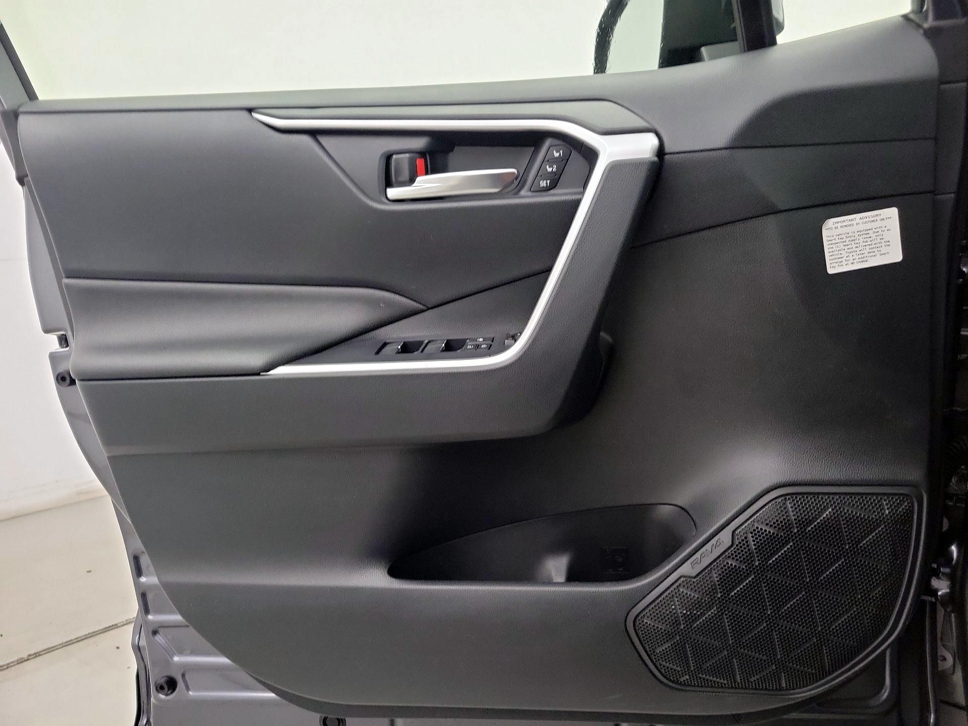 Thumbnail: 2023 Toyota RAV4 - 12