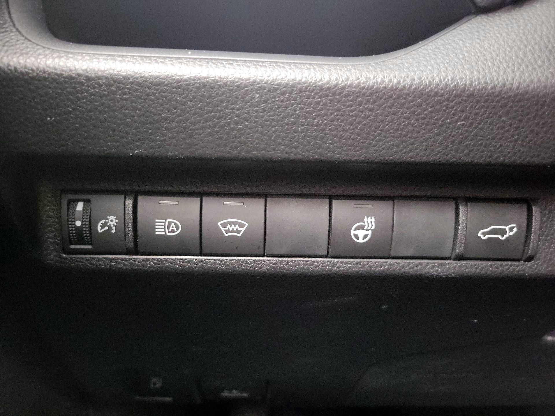 Thumbnail: 2023 Toyota RAV4 - 13