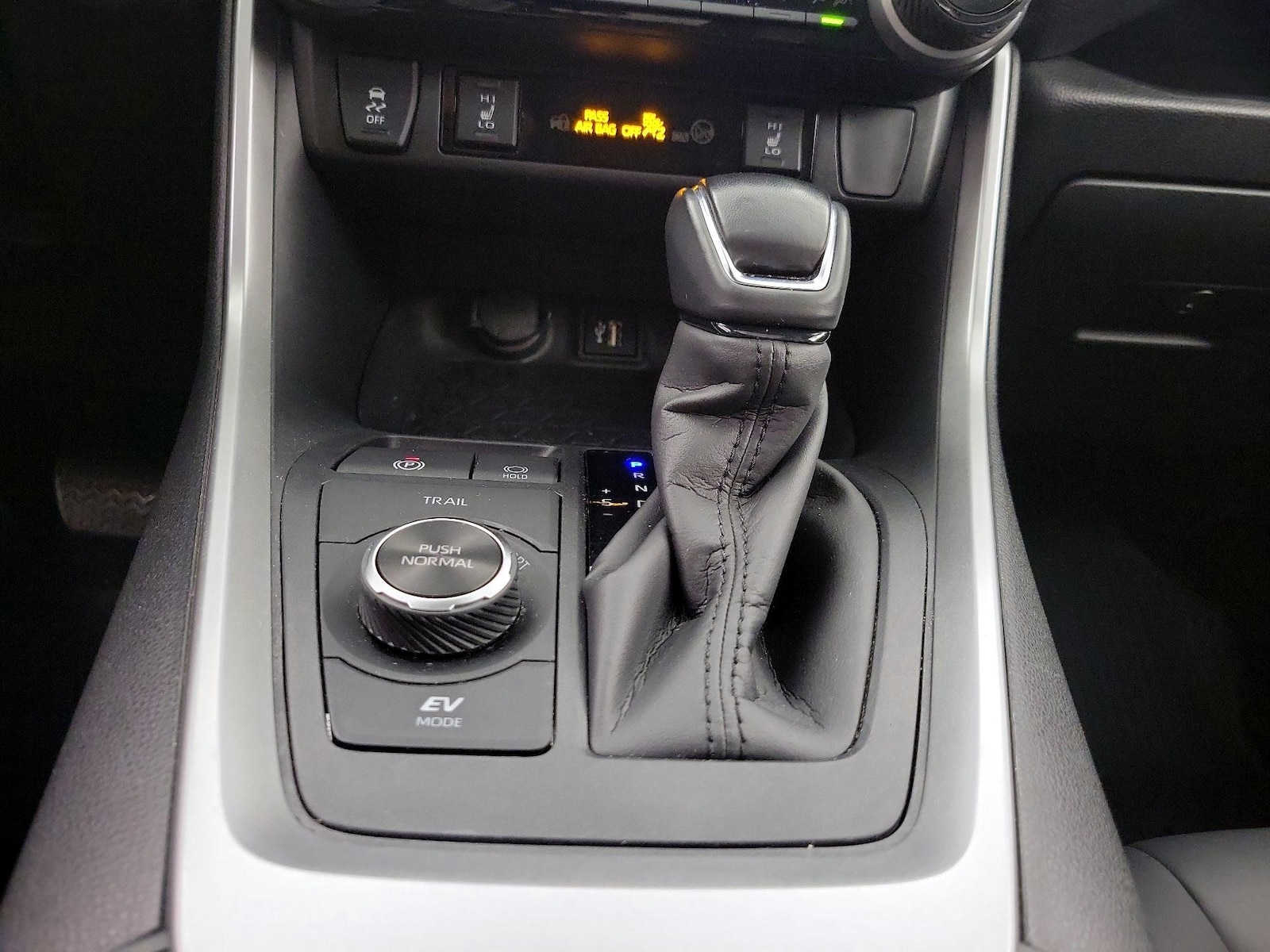 2023 Toyota RAV4 XLE Premium - Photo 16