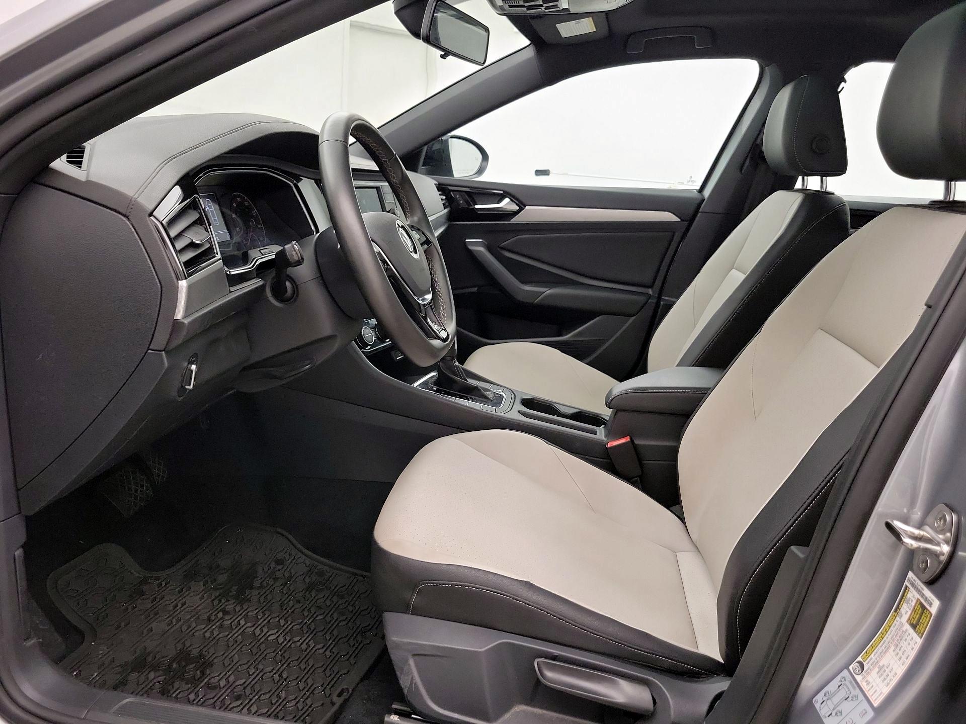 Thumbnail: 2021 Volkswagen Jetta - 11