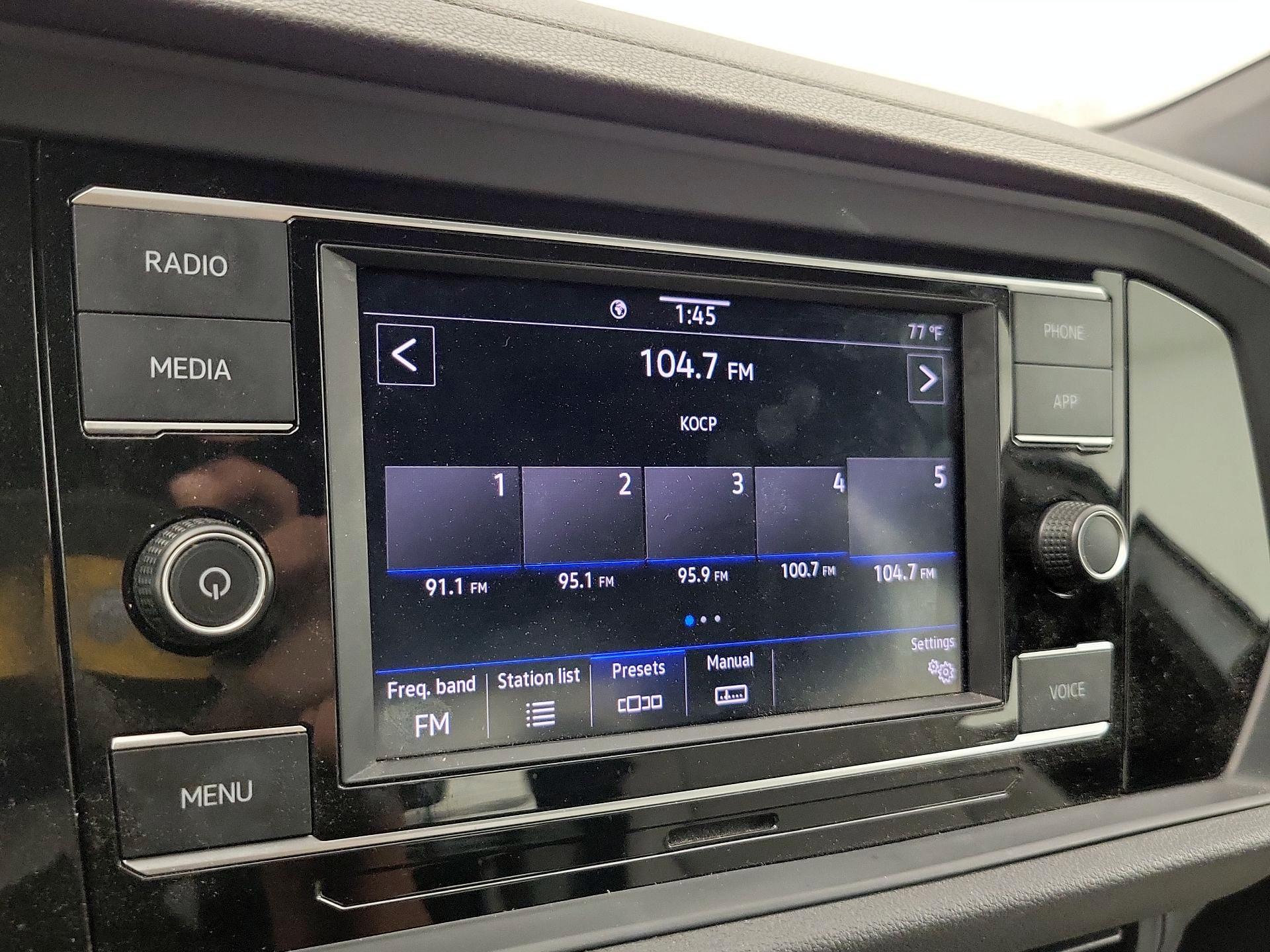 Thumbnail: 2021 Volkswagen Jetta - 15