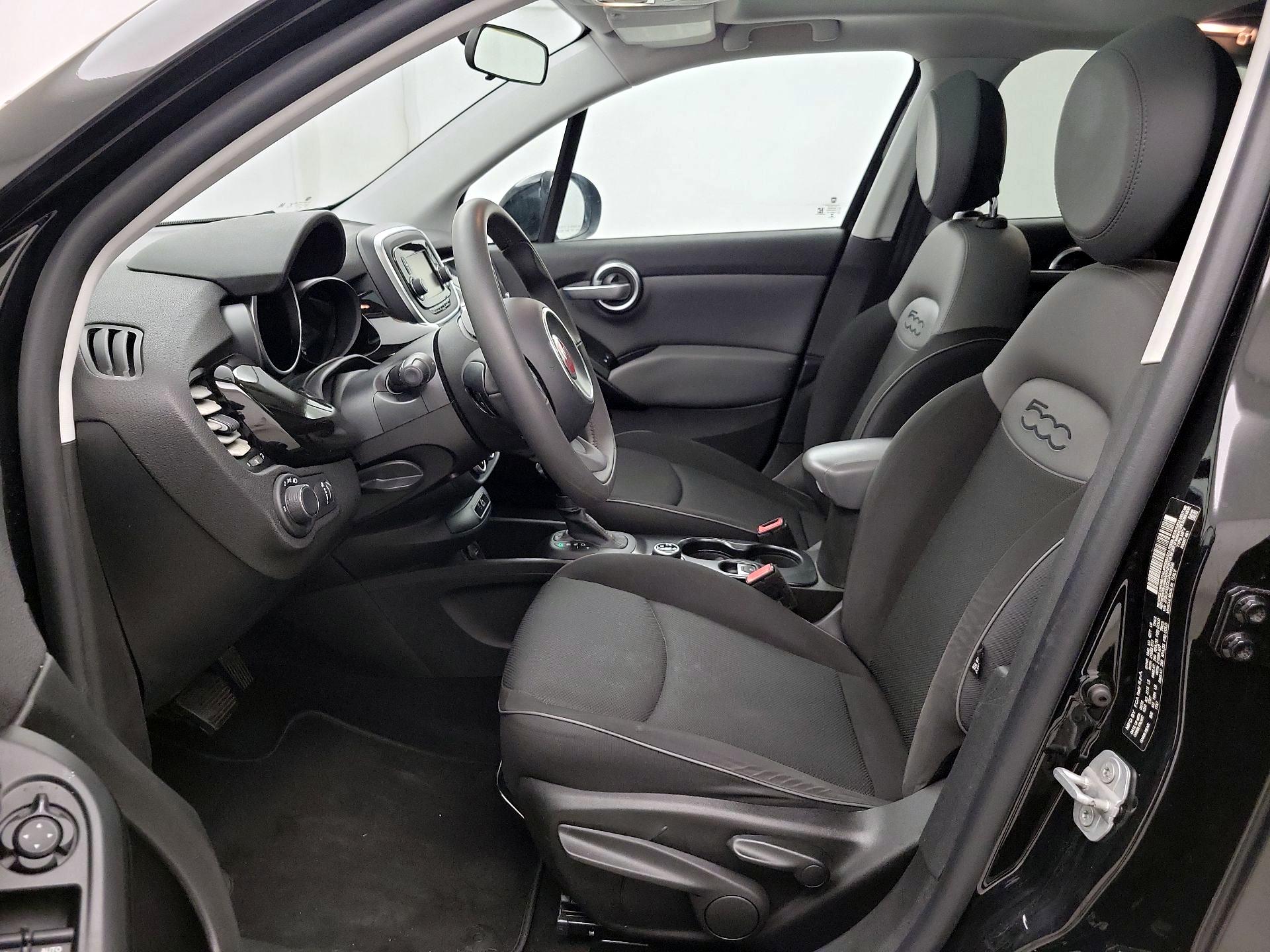 Thumbnail: 2016 Fiat 500X - 11