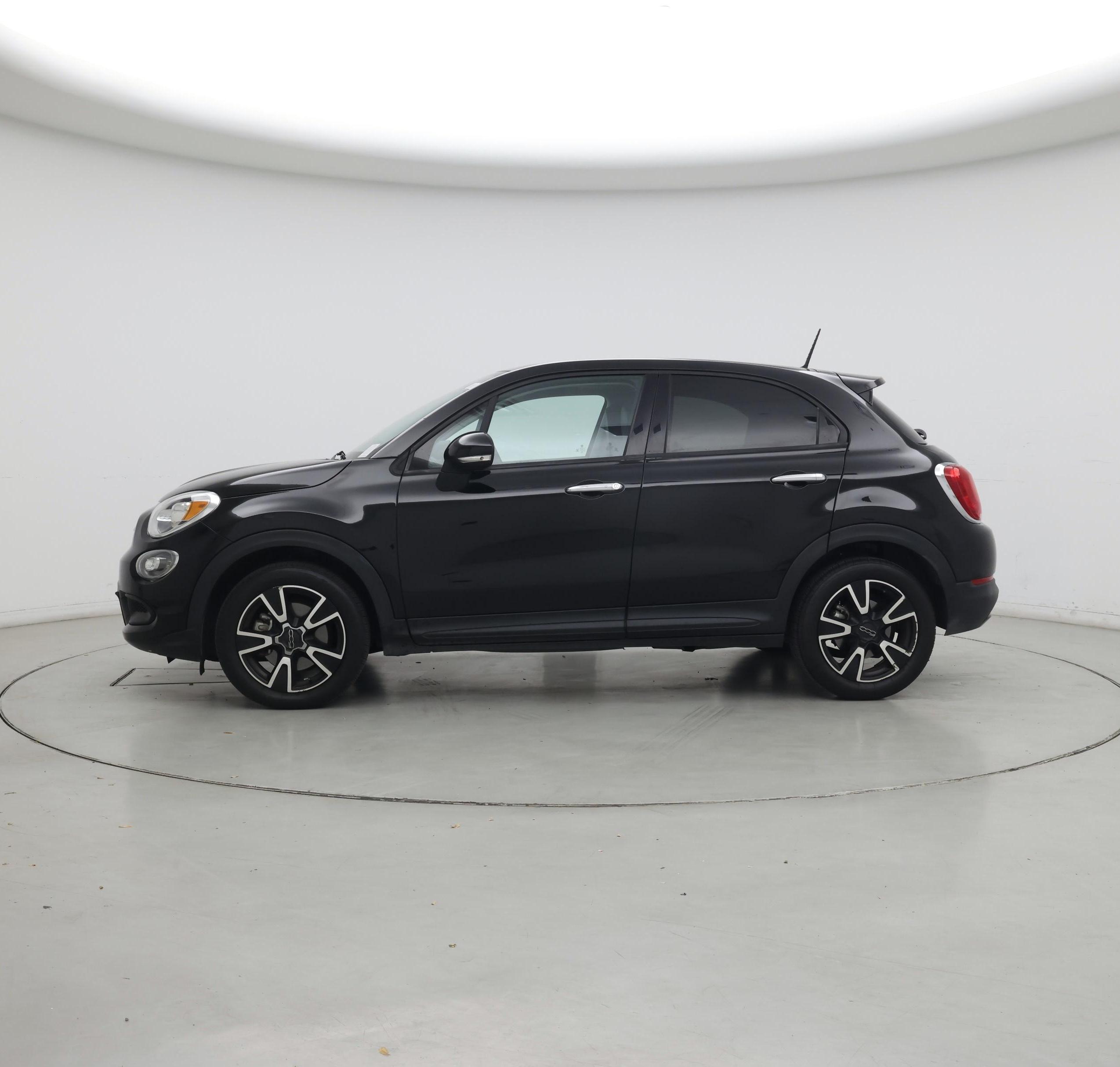 Thumbnail: 2016 Fiat 500X - 3