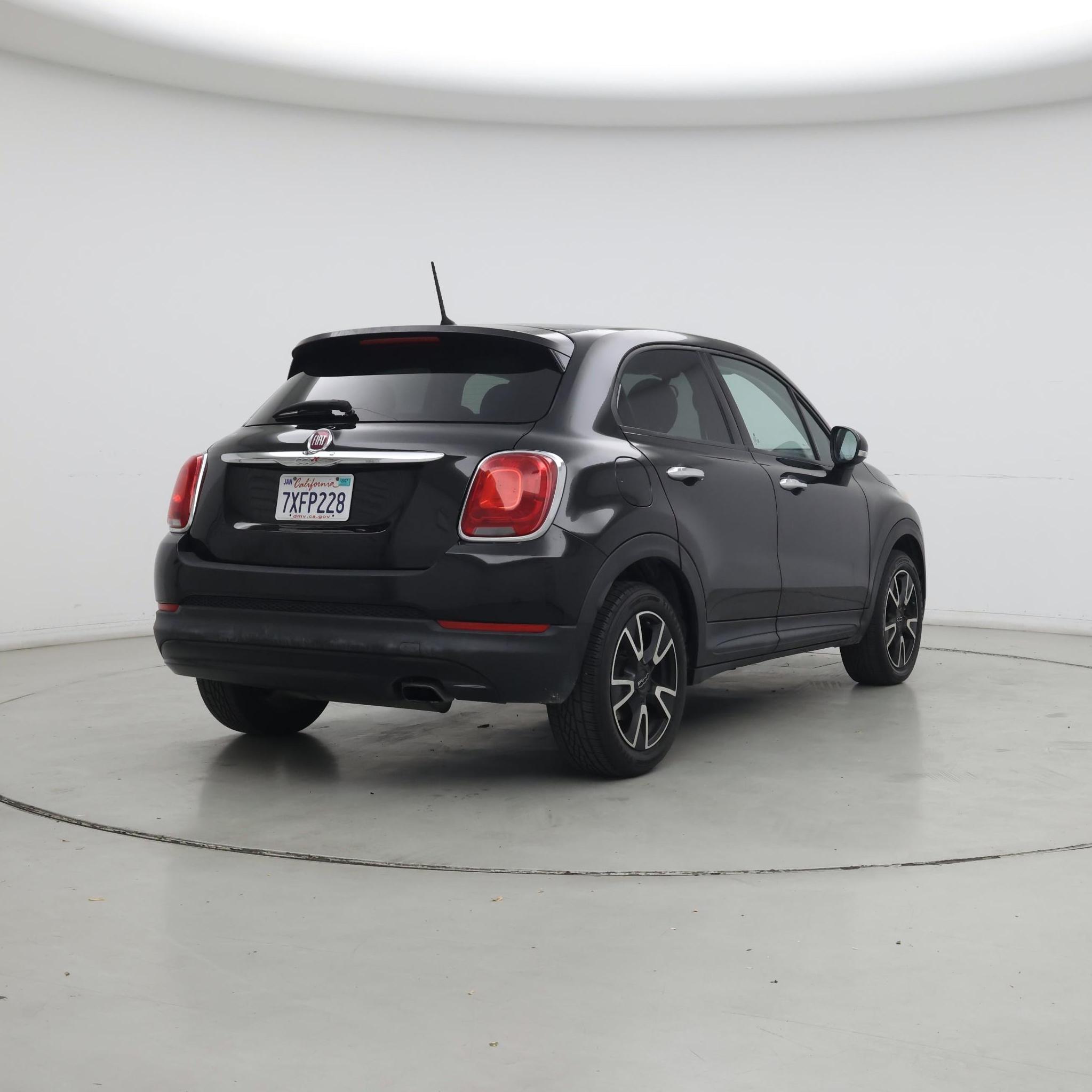 Thumbnail: 2016 Fiat 500X - 8