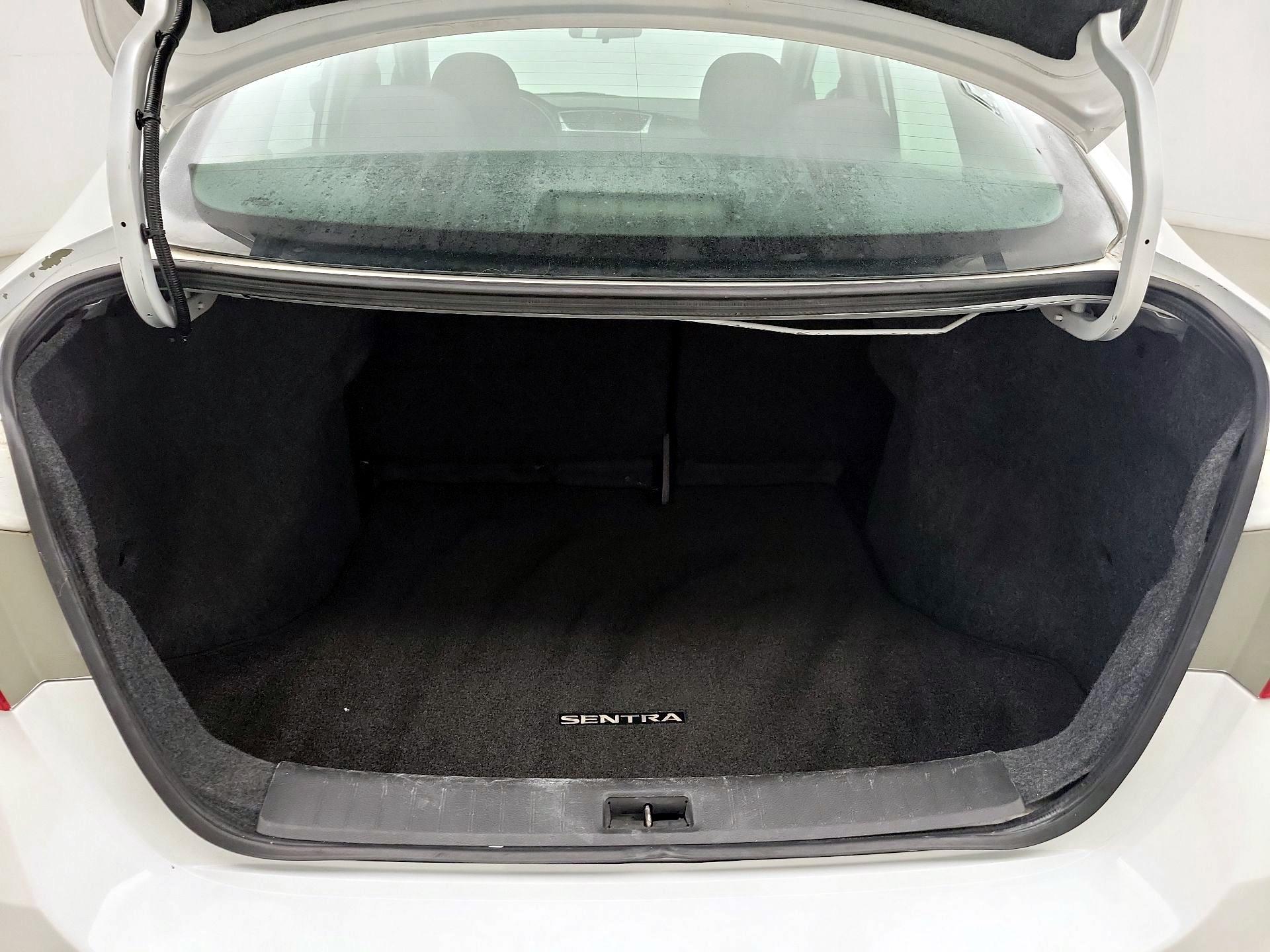 Thumbnail: 2018 Nissan Sentra - 20