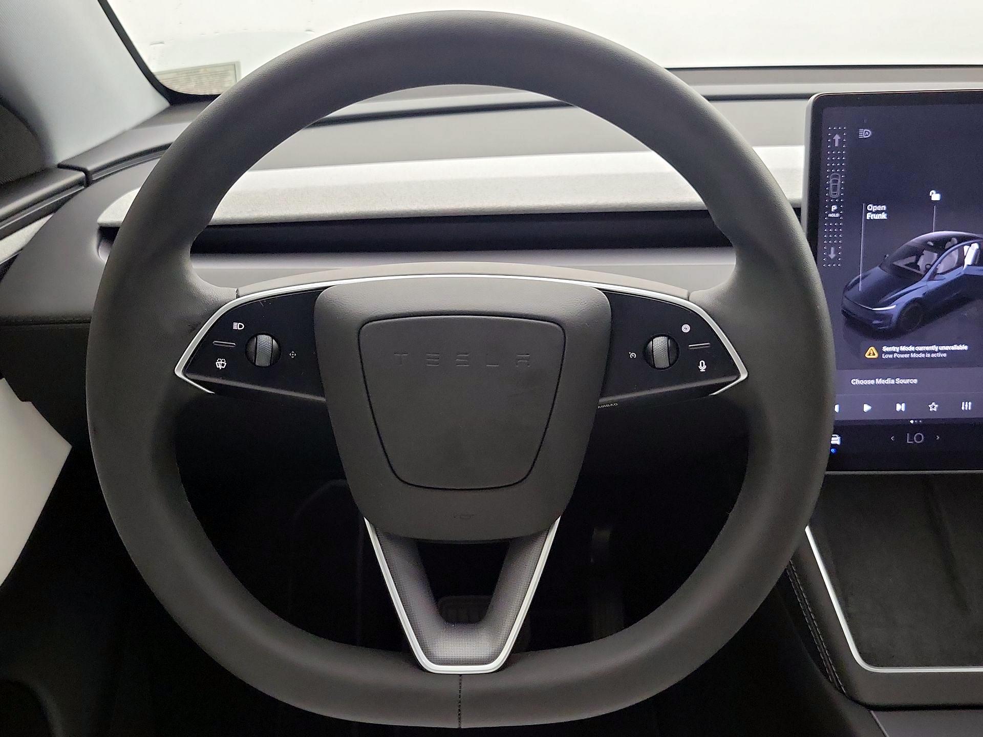 Thumbnail: 2026 Tesla Model Y - 10