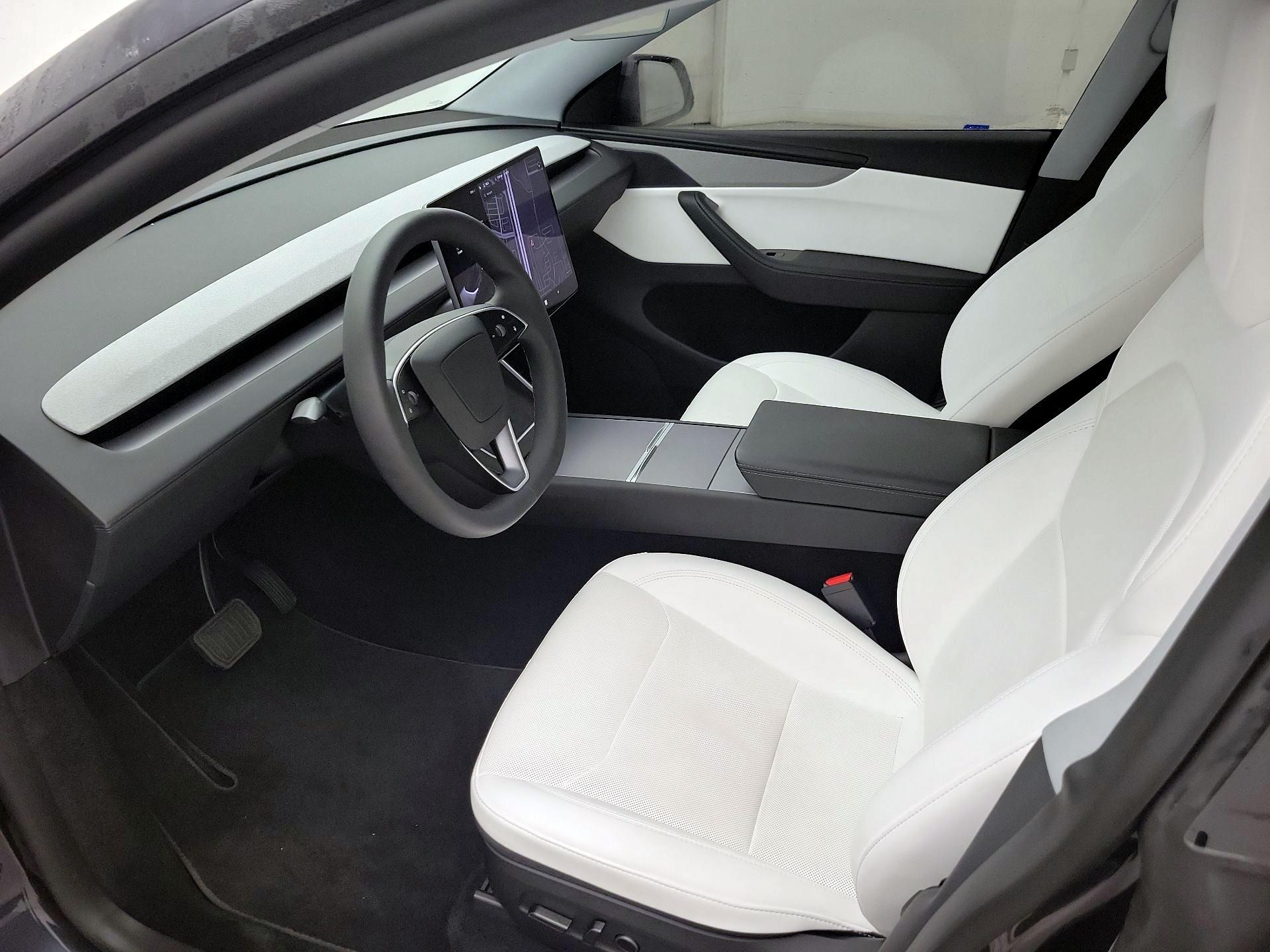 Thumbnail: 2026 Tesla Model Y - 11