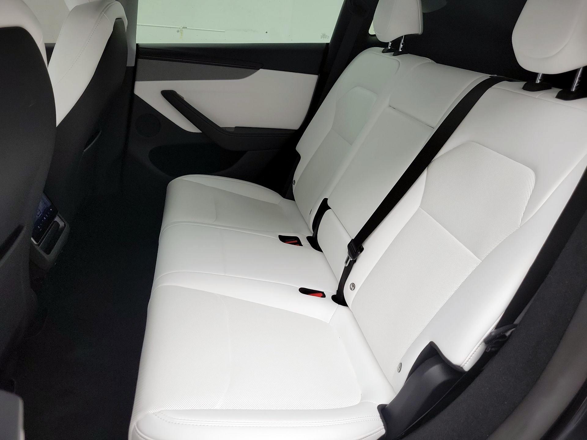 Thumbnail: 2026 Tesla Model Y - 18