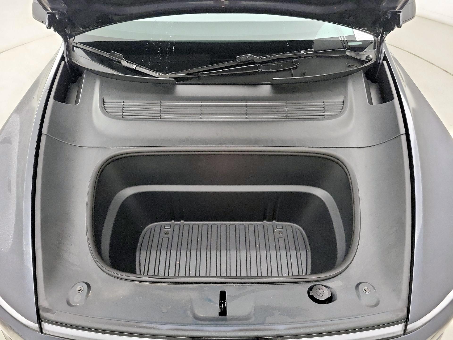 Thumbnail: 2026 Tesla Model Y - 20