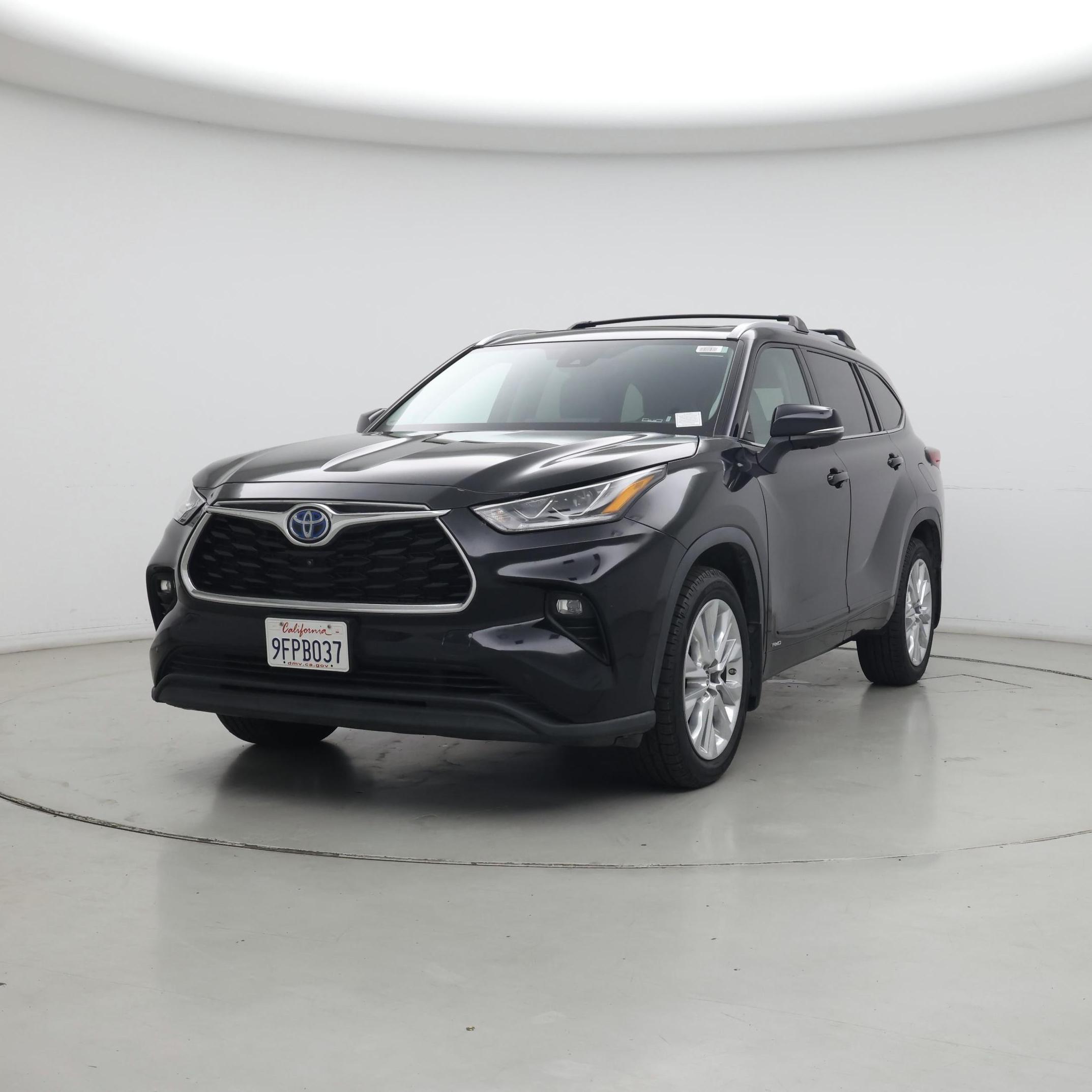 Thumbnail: 2023 Toyota Highlander - 4