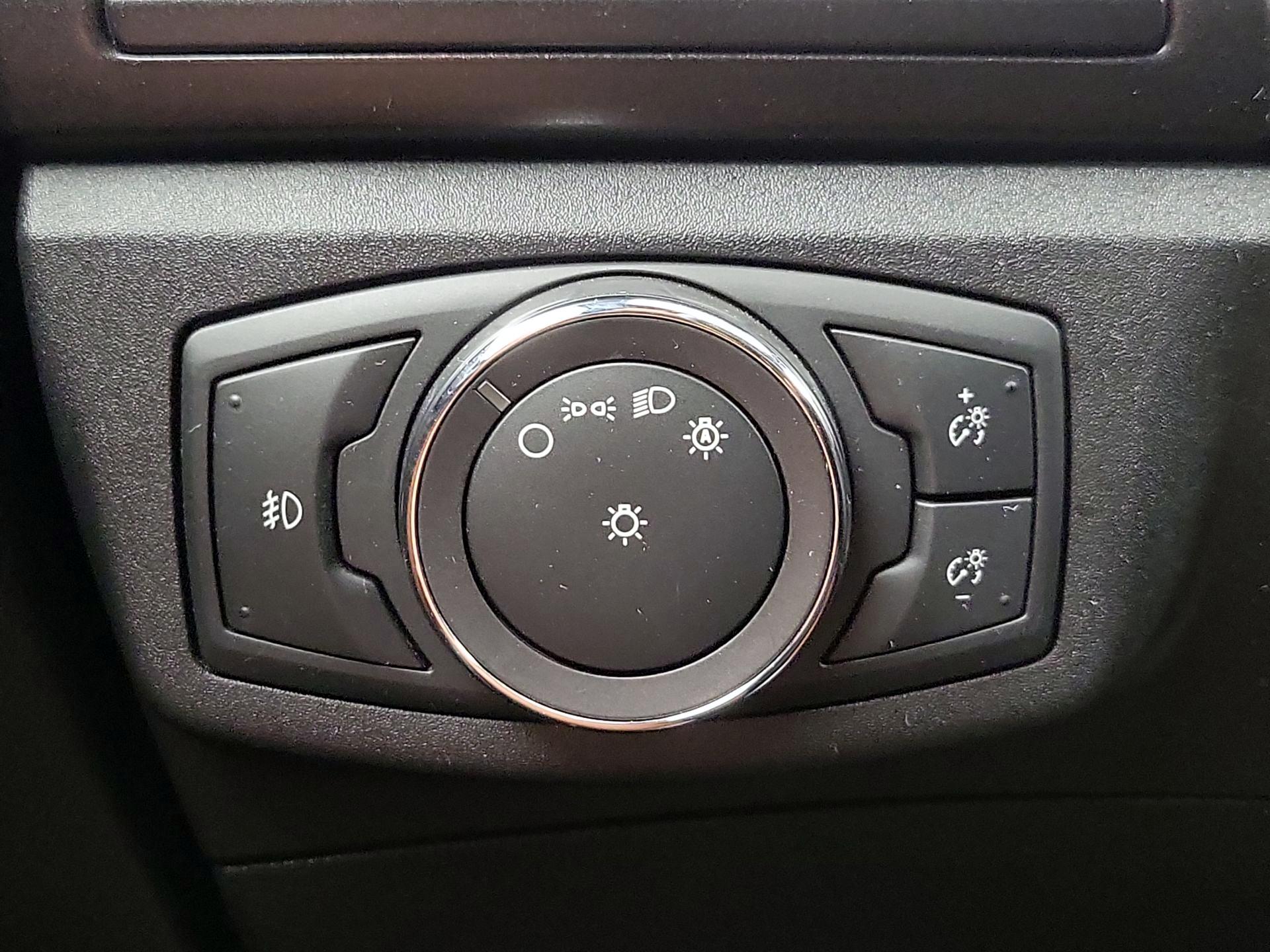 Thumbnail: 2019 Ford Fusion - 13