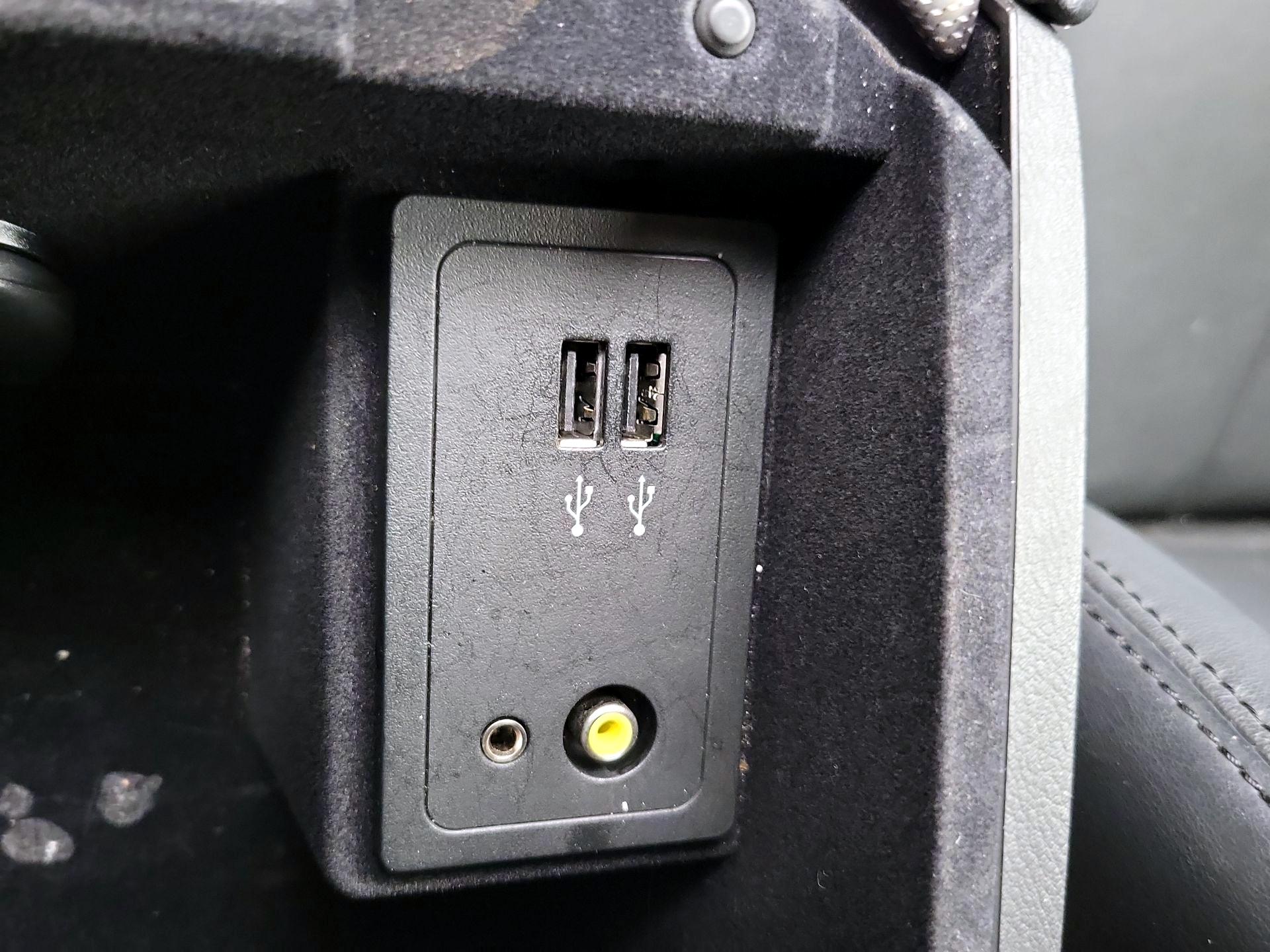 Thumbnail: 2017 INFINITI Q50 - 18