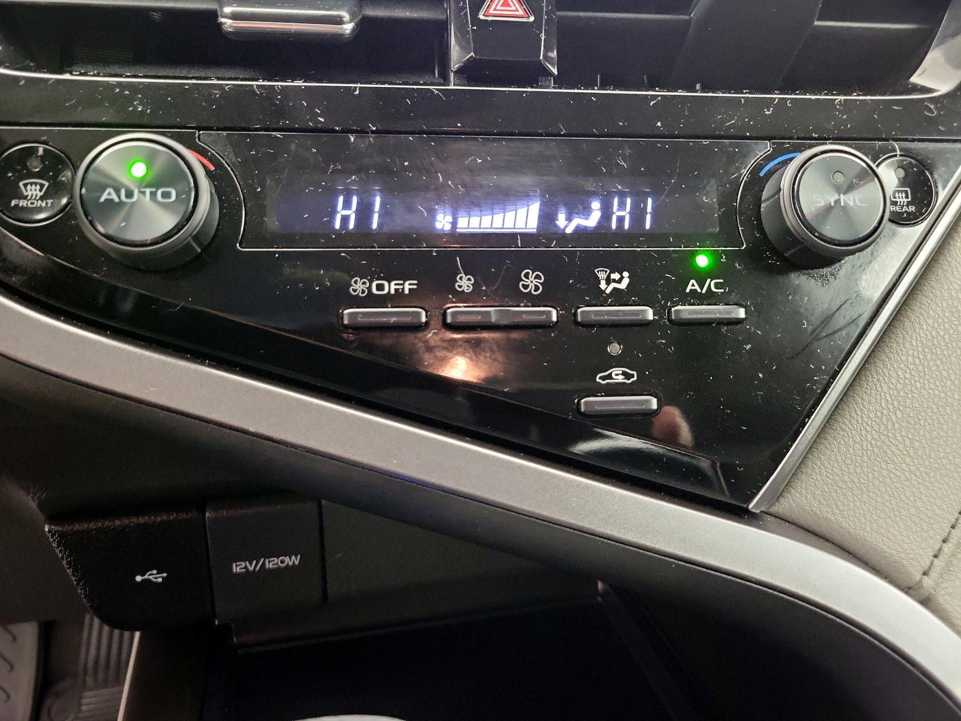 Thumbnail: 2023 Toyota Camry - 16