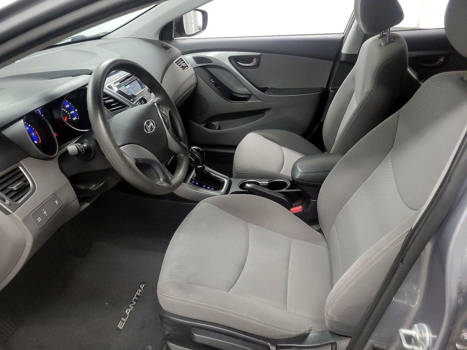 2016 Hyundai Elantra SE - Photo 12