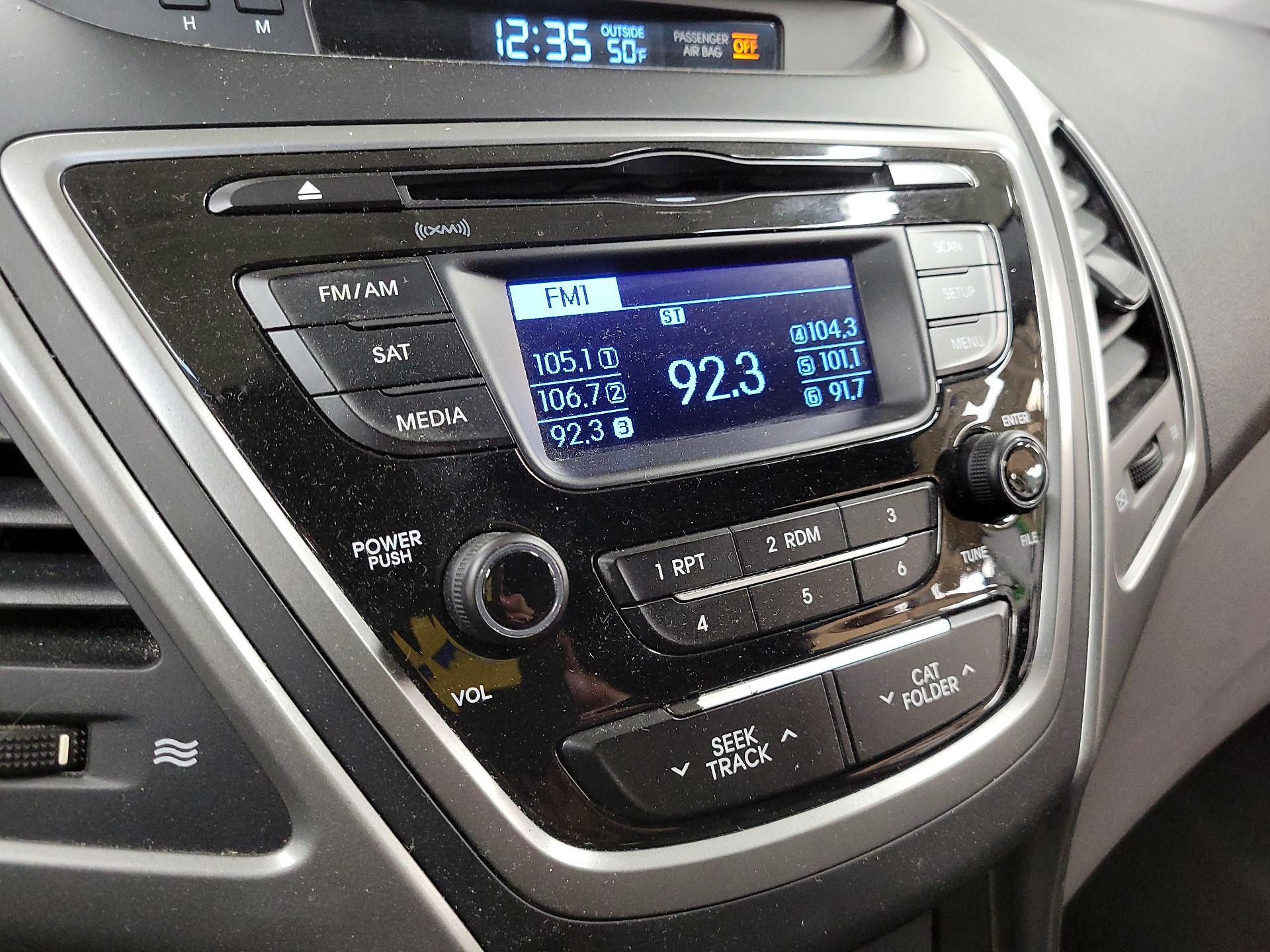 Thumbnail: 2016 Hyundai Elantra - 14