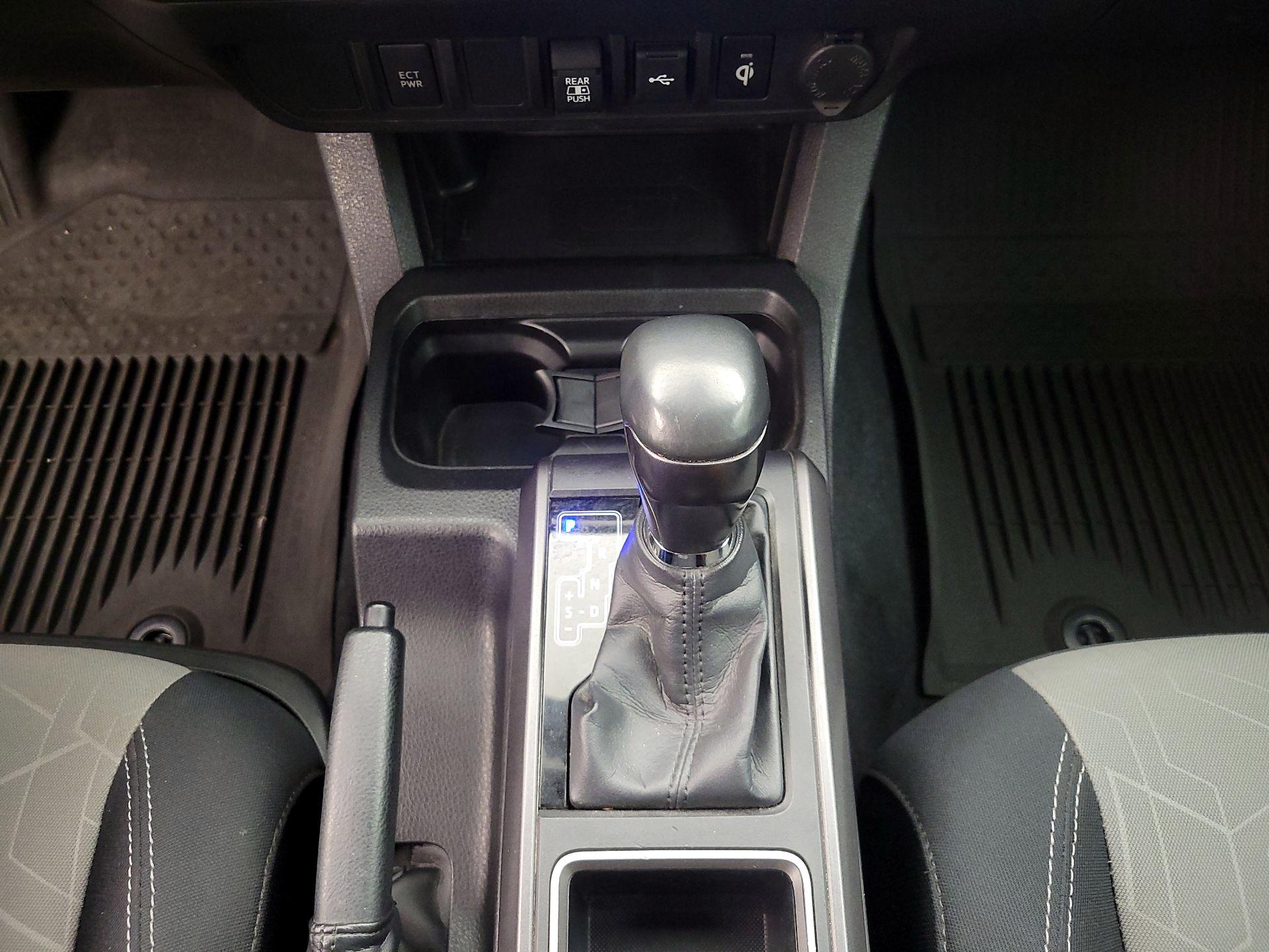 Thumbnail: 2023 Toyota Tacoma - 17