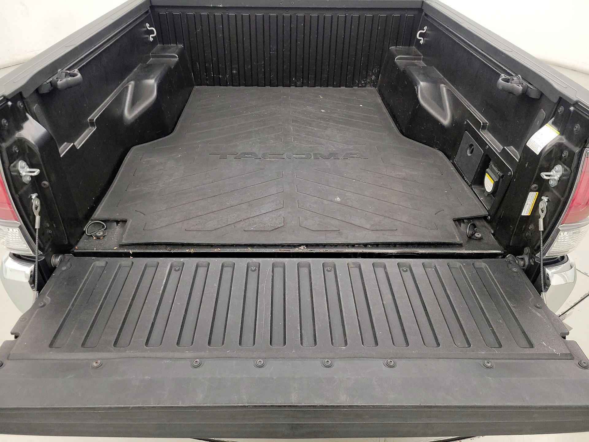 Thumbnail: 2023 Toyota Tacoma - 20