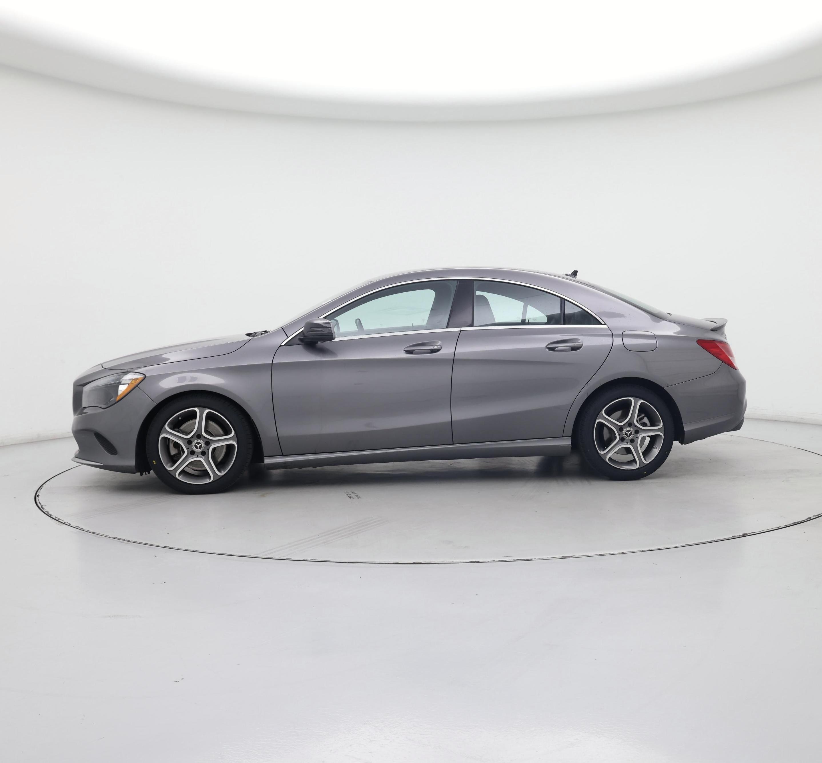 Thumbnail: 2019 Mercedes-Benz CLA - 3