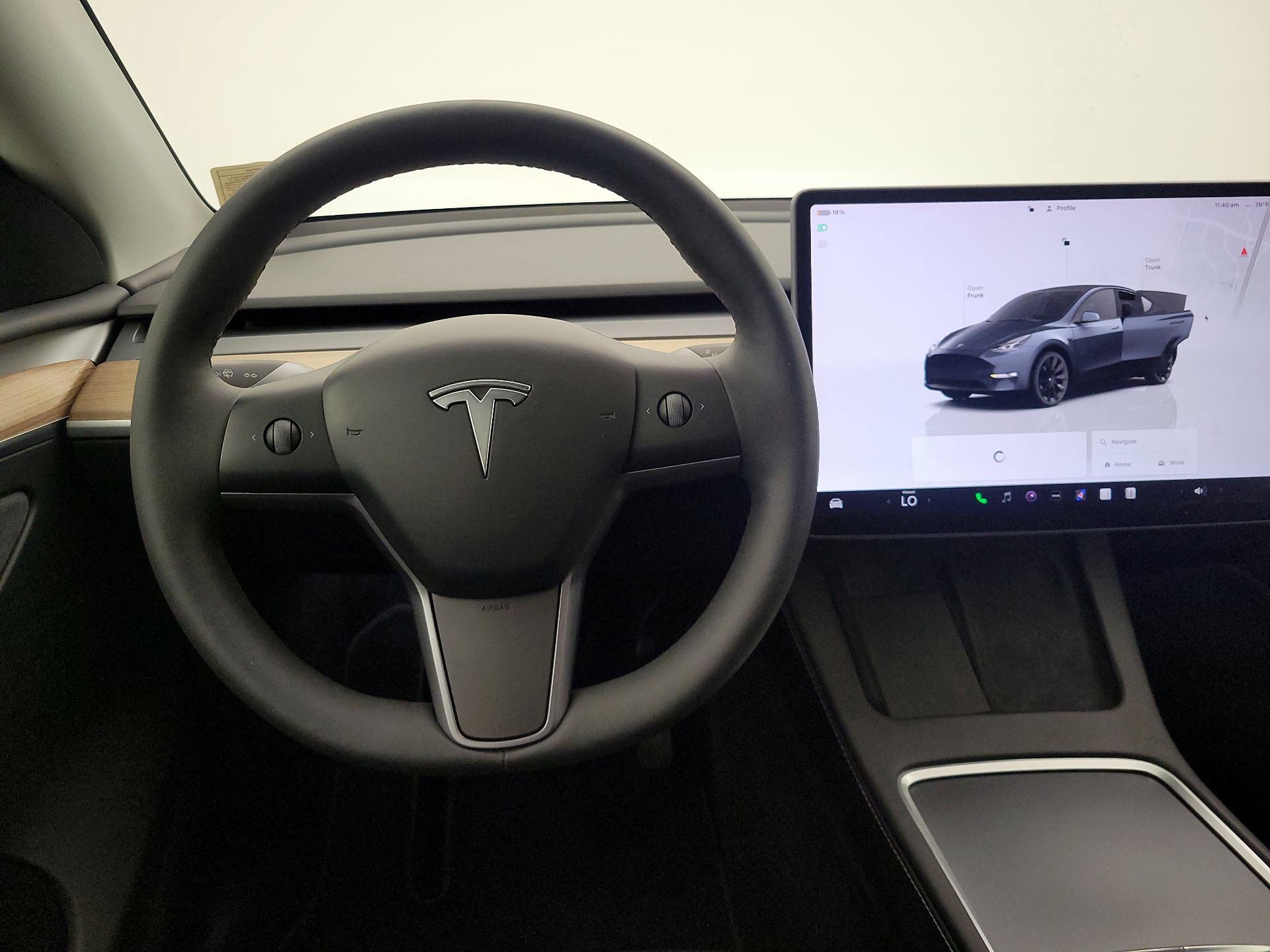Thumbnail: 2023 Tesla Model Y - 10