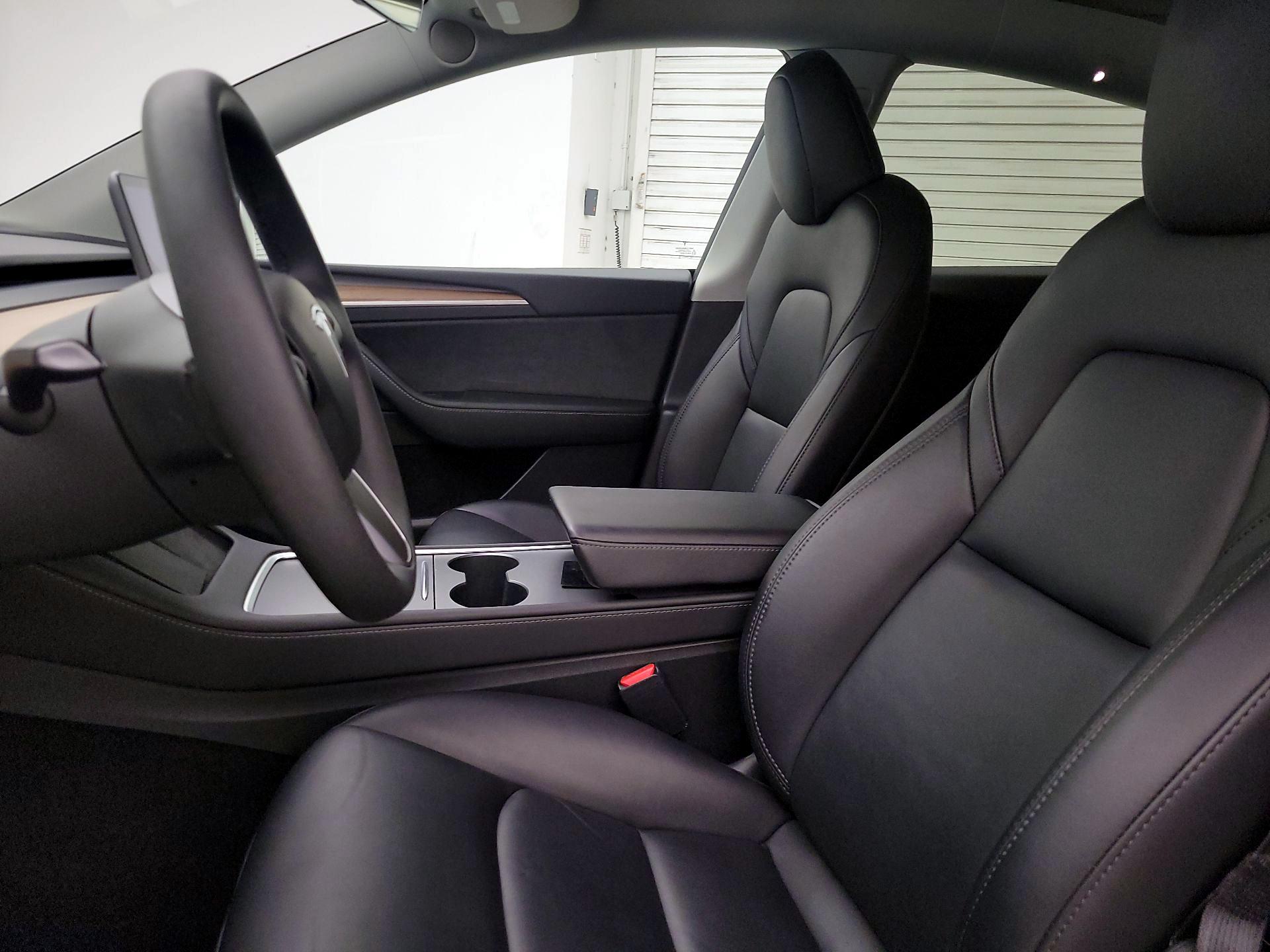 Thumbnail: 2023 Tesla Model Y - 11