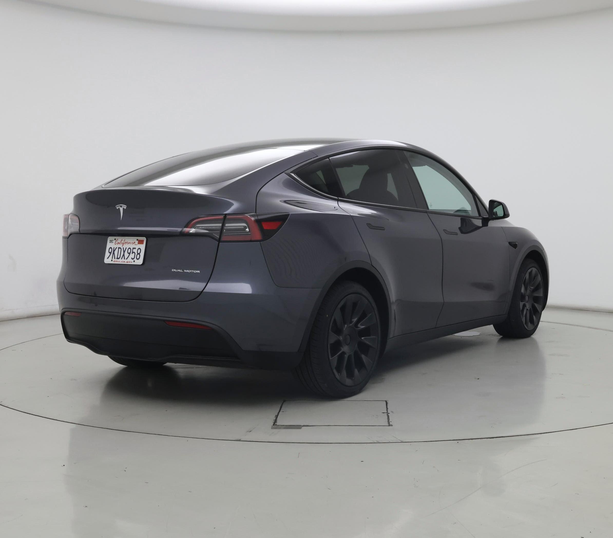 Thumbnail: 2023 Tesla Model Y - 8
