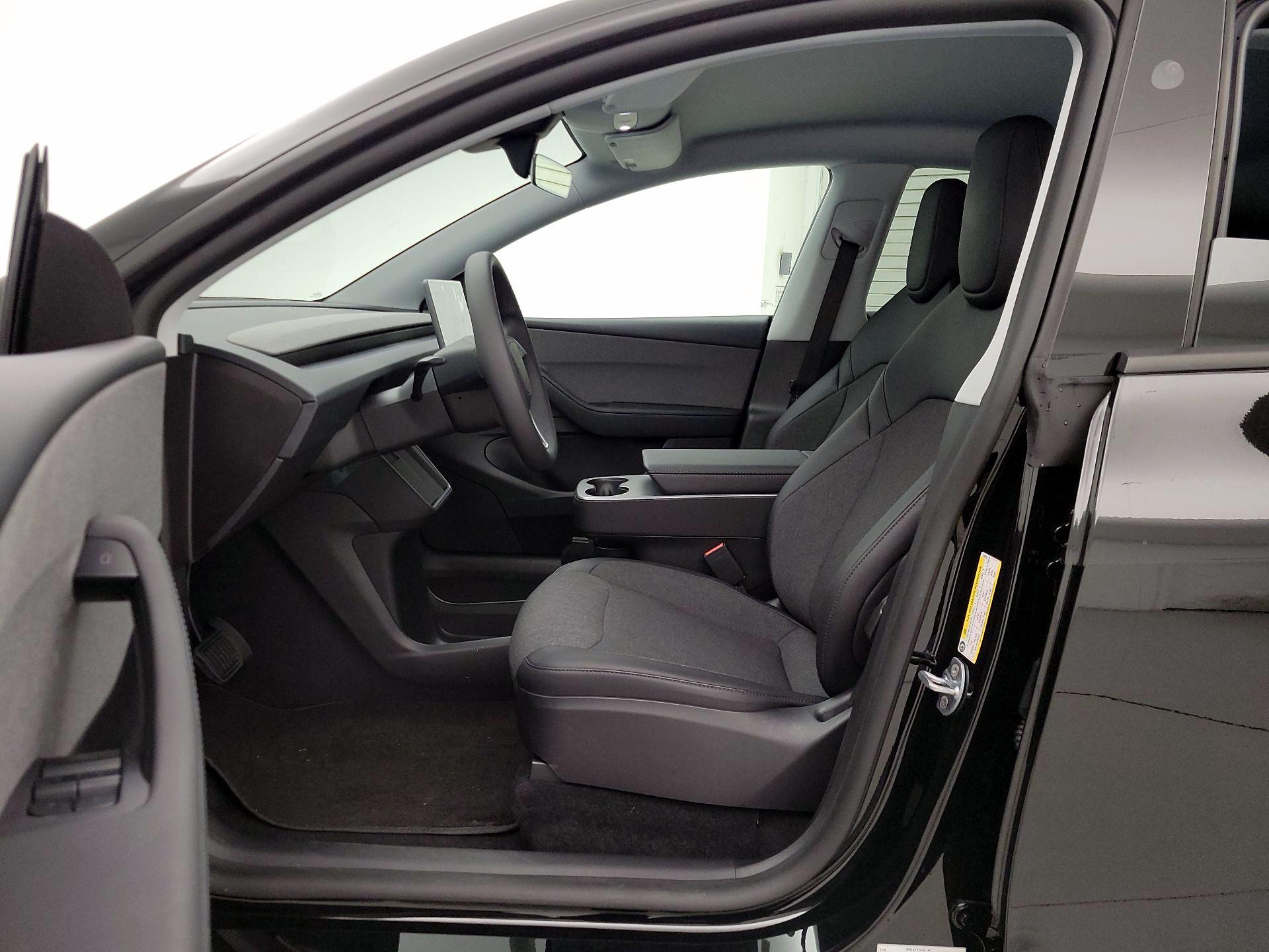 Thumbnail: 2026 Tesla Model Y - 11