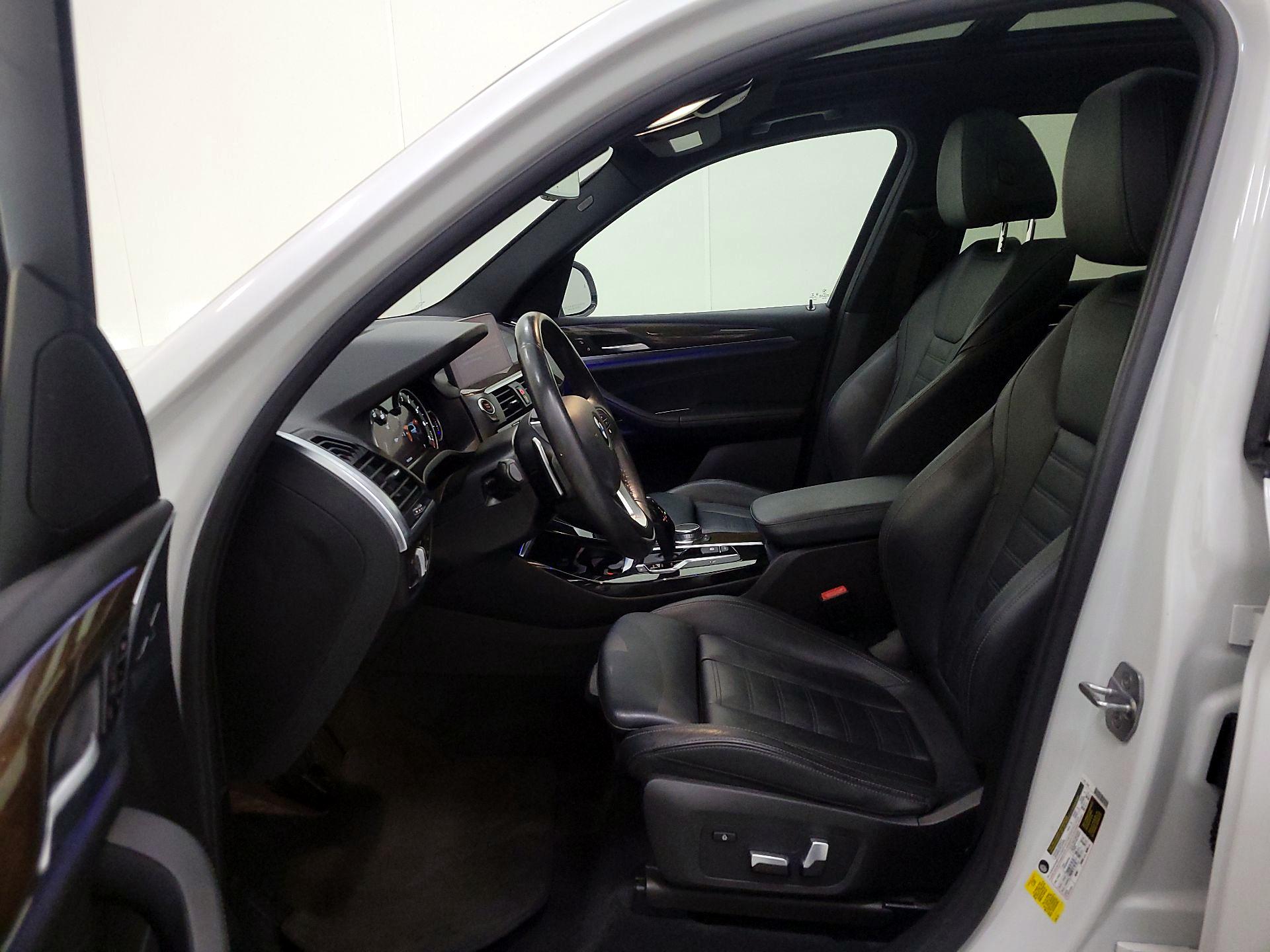 Thumbnail: 2019 BMW X3 - 11