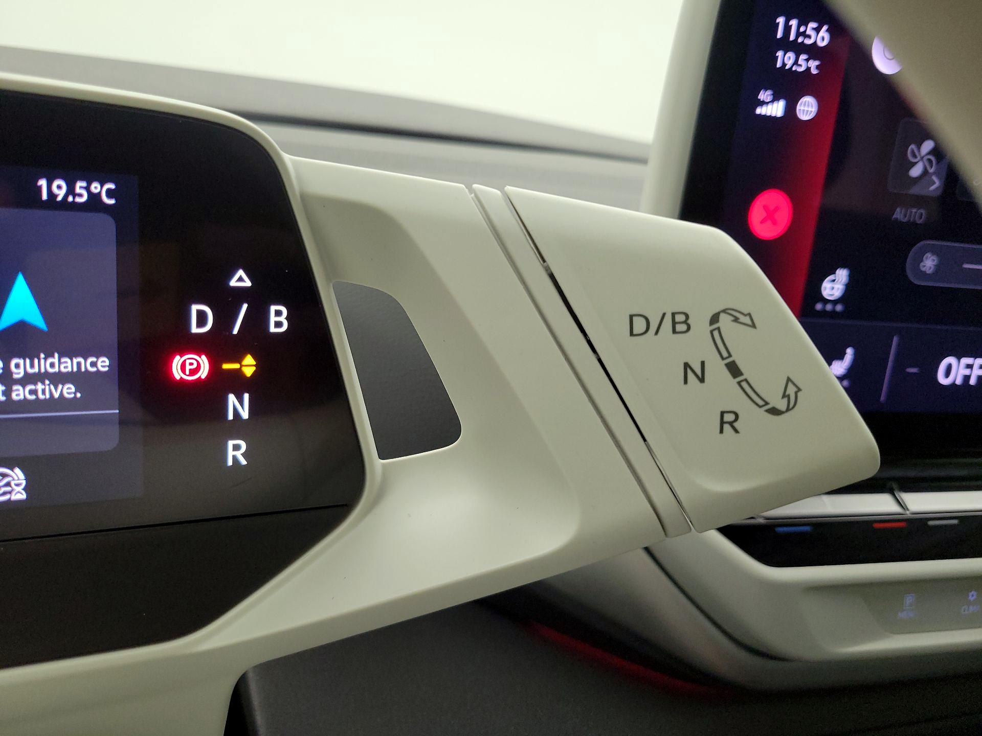 Thumbnail: 2021 Volkswagen ID.4 - 18